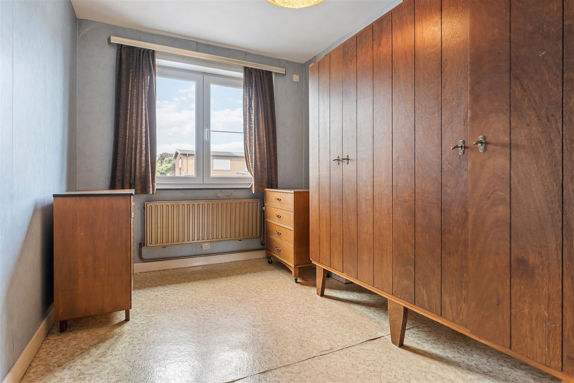 PERFECT ONDERHOUDEN WONING MET ACHTERINRIT NAAR TUIN IN BERINGEN CENTRUM foto 18