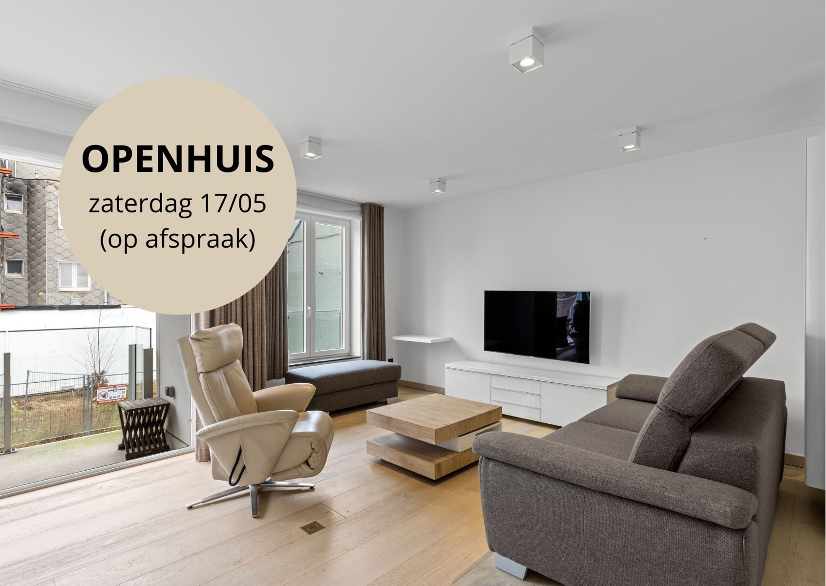  Uitstekend onderhouden 2 slpk appartement in hartje Bredene foto {{pictureIndex}}