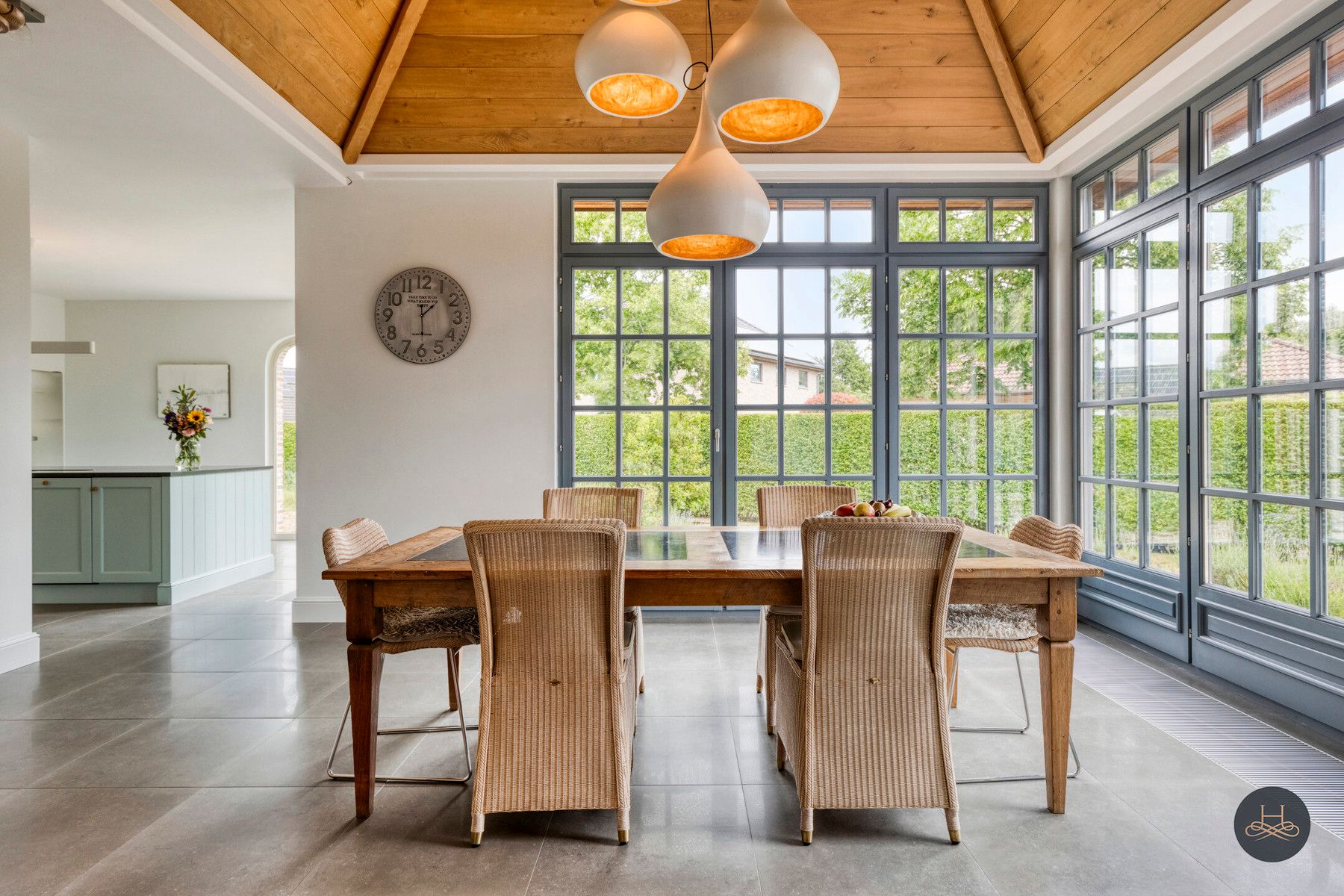 Exclusieve prachtig afgewerkte pastorijwoning met grote tuin foto 9