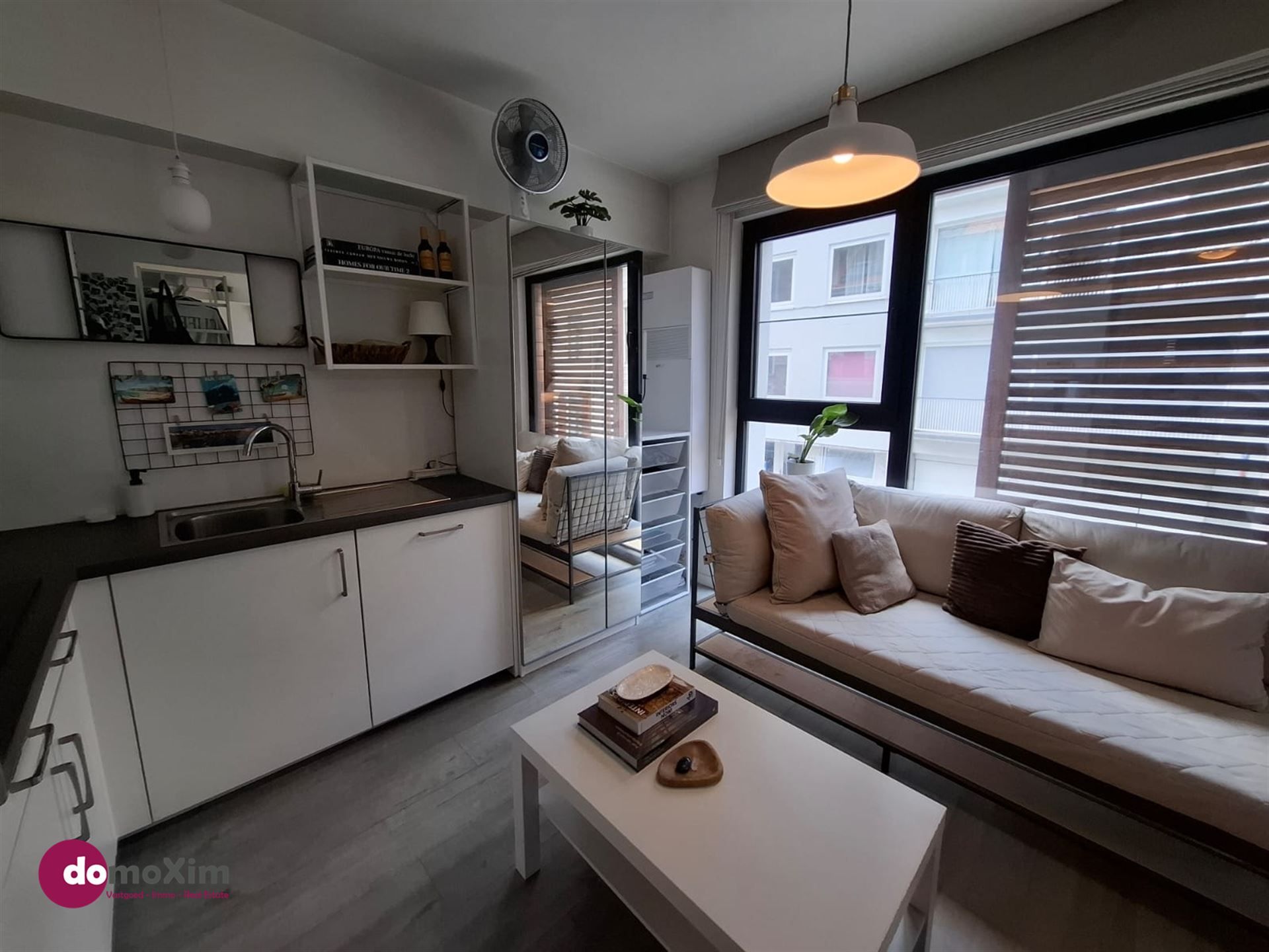 Gemeubelde studio mét airco in het bruisende hart van Leuven! foto 3
