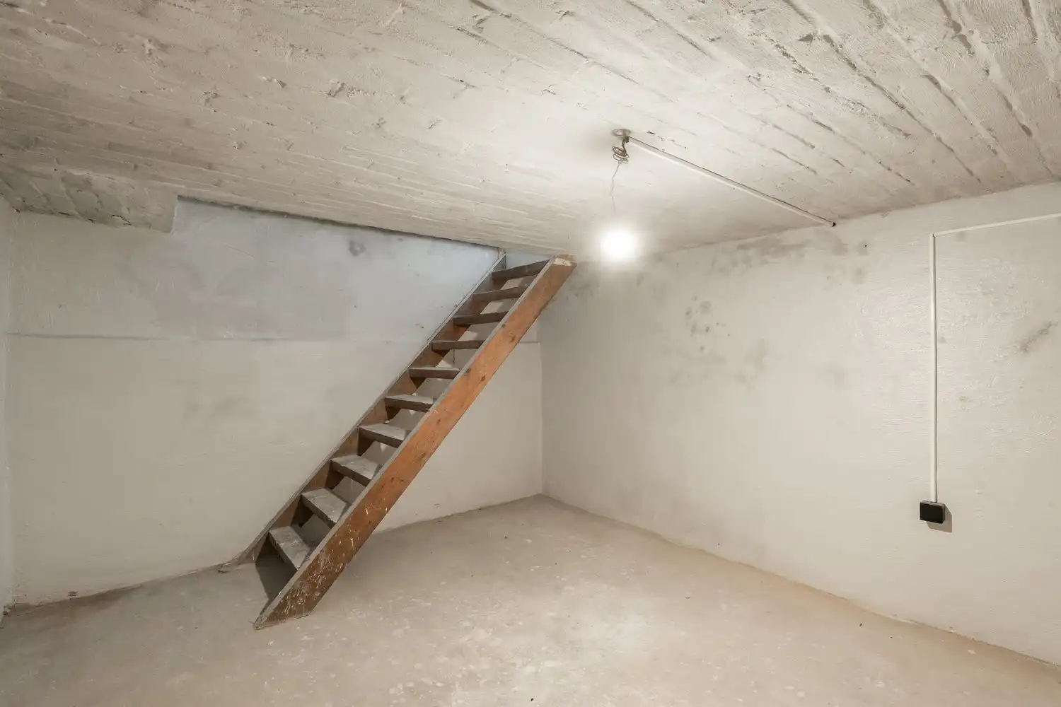 Leuke gerenoveerde en instapklare woning  met 2 slaapkamers foto 8
