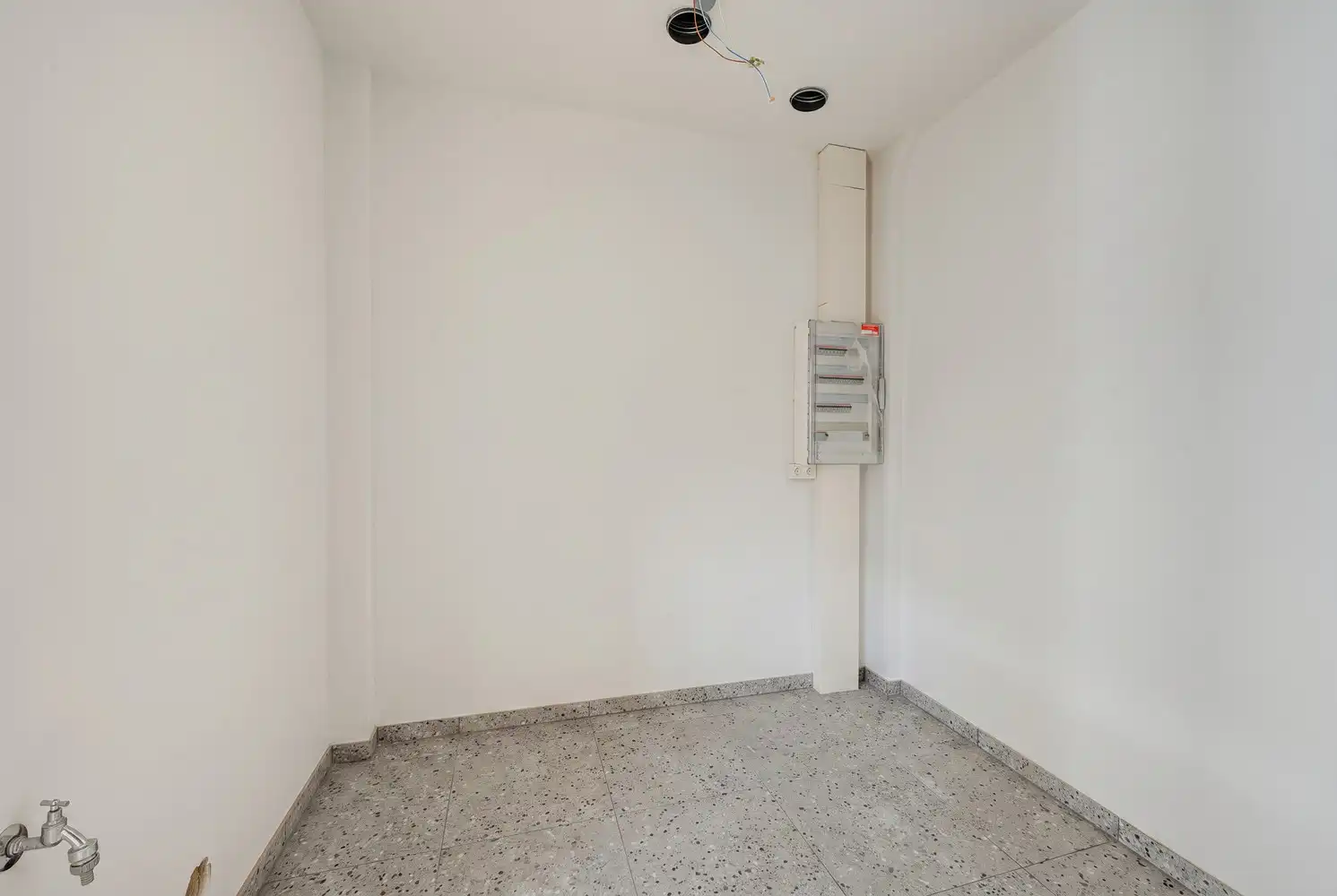 Energiezuinige gerenoveerde woning met 4 slaapkamers te koop in Heist-aan-Zee foto 11