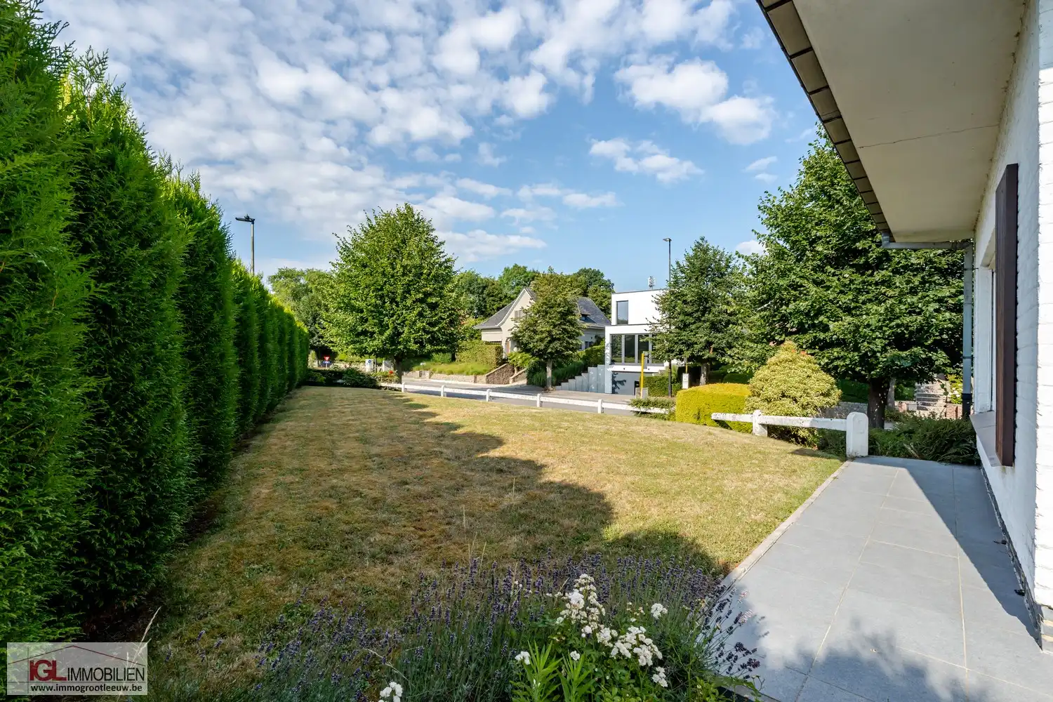 Villa te koop in hartje Sint-Pieters-Leeuw foto 21