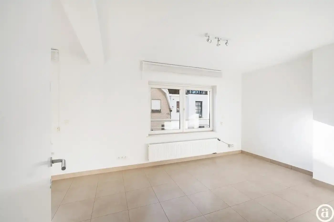 Charmante woning te koop centraal gelegen in Oud-Knokke vlakbij het centrum. foto 11