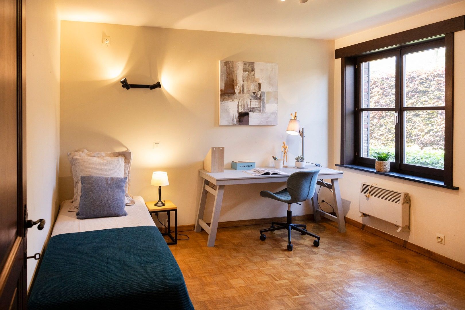 Ruime, te renoveren villa met heel wat potentieel. foto 8