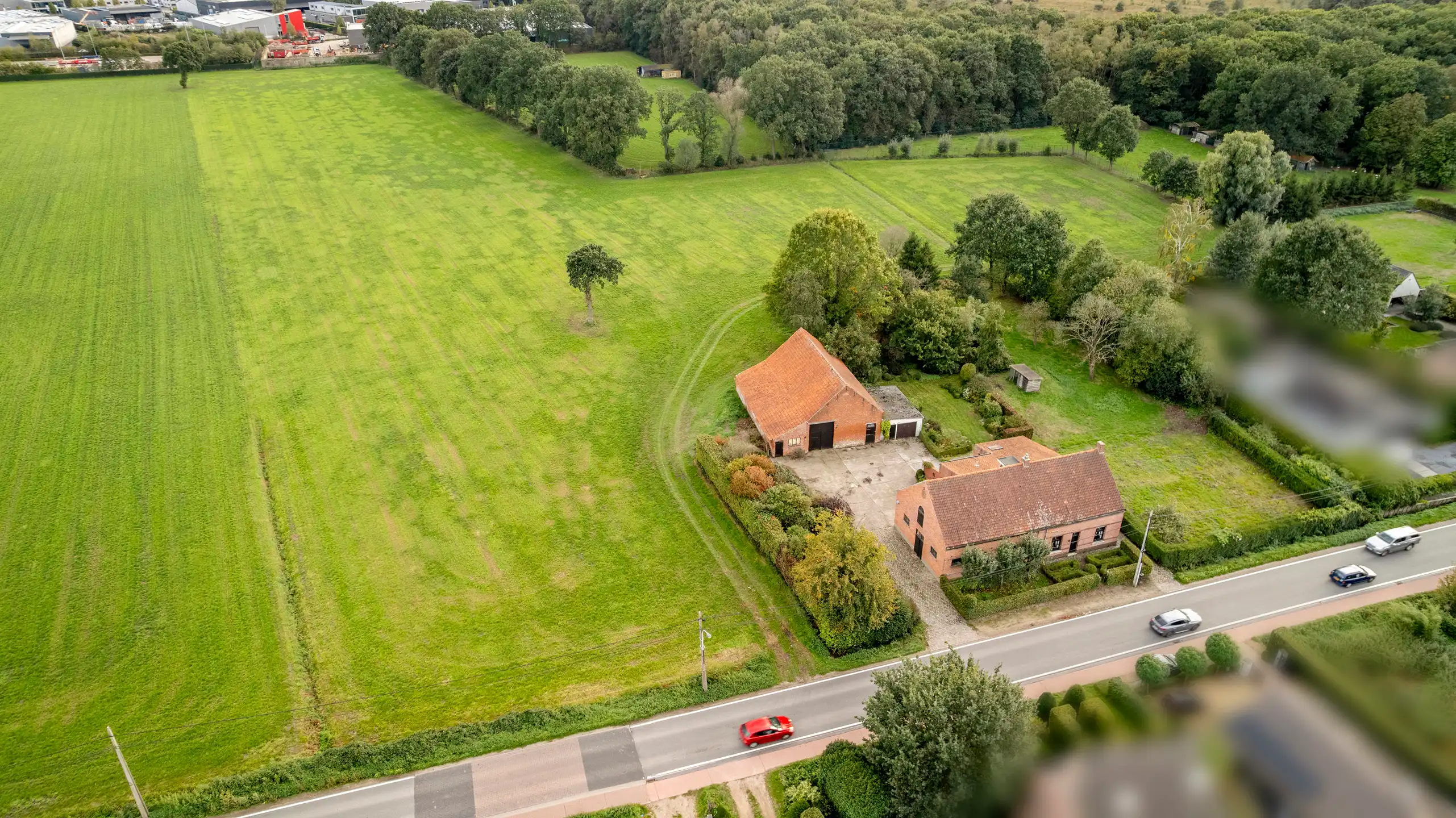 Karaktervolle boerderij met bijgebouw en schuur, met flexibele aankoopmogelijkheden tot ca. 3,57 ha foto 20