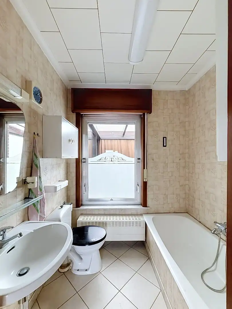 Prachtige, rustig gelegen open bebouwing in een residentiële wijk te Bost foto 9