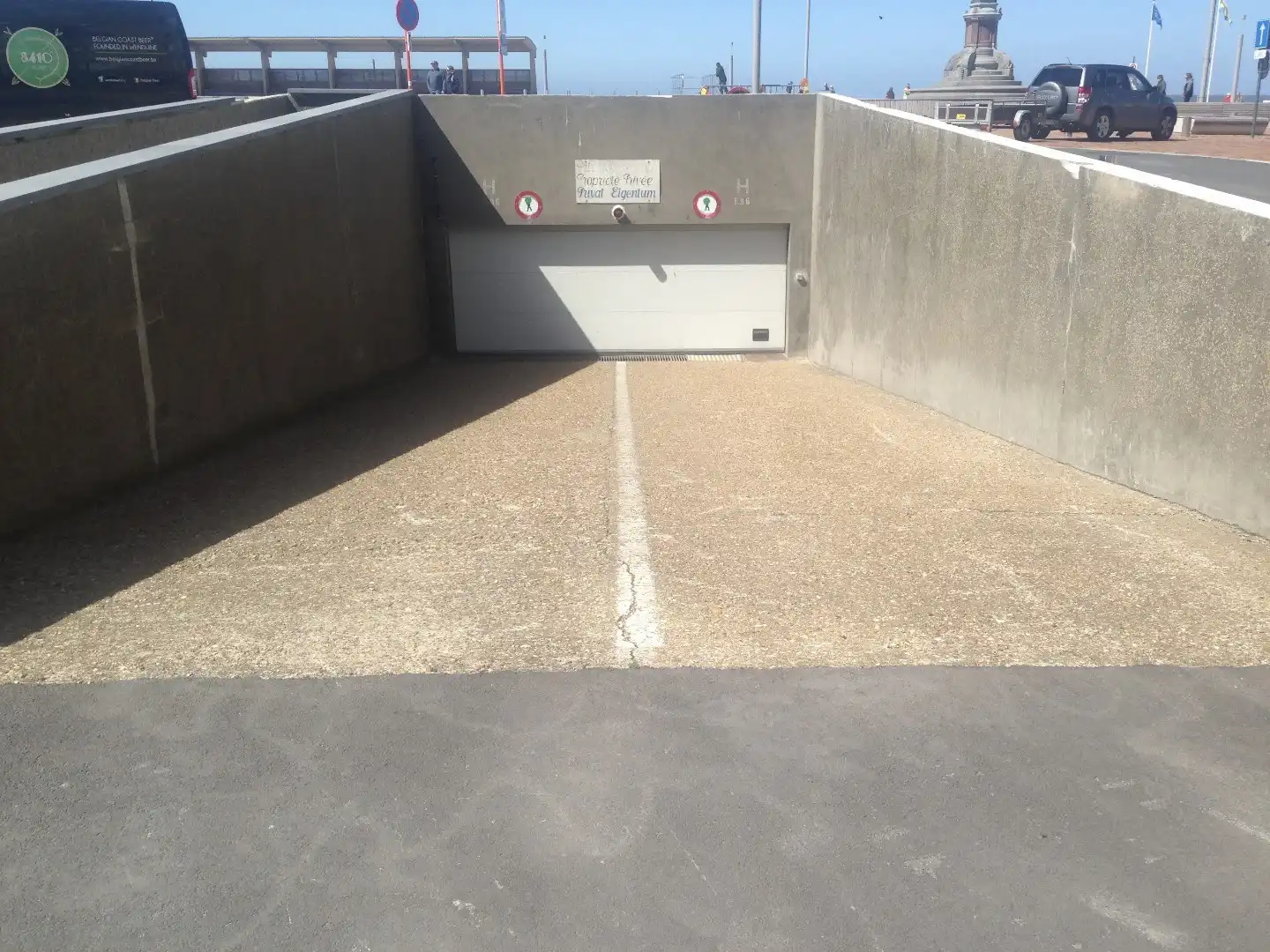 Garage te huur Zeedijk Wenduine 1 -/67 - 8420 Wenduine