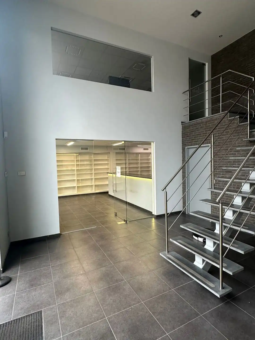 Bedrijfsvastgoed te huur foto 2