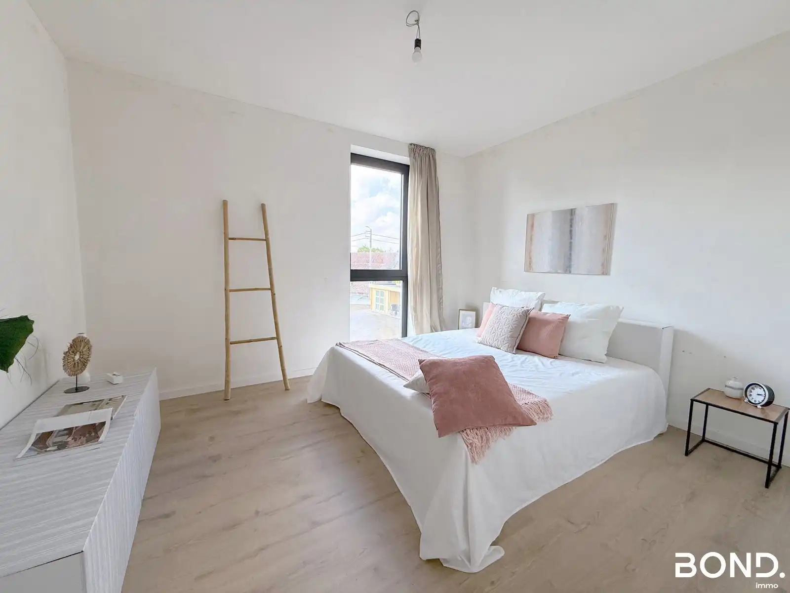 Instapklare nieuwbouwwoning op gunstige locatie!  foto 7