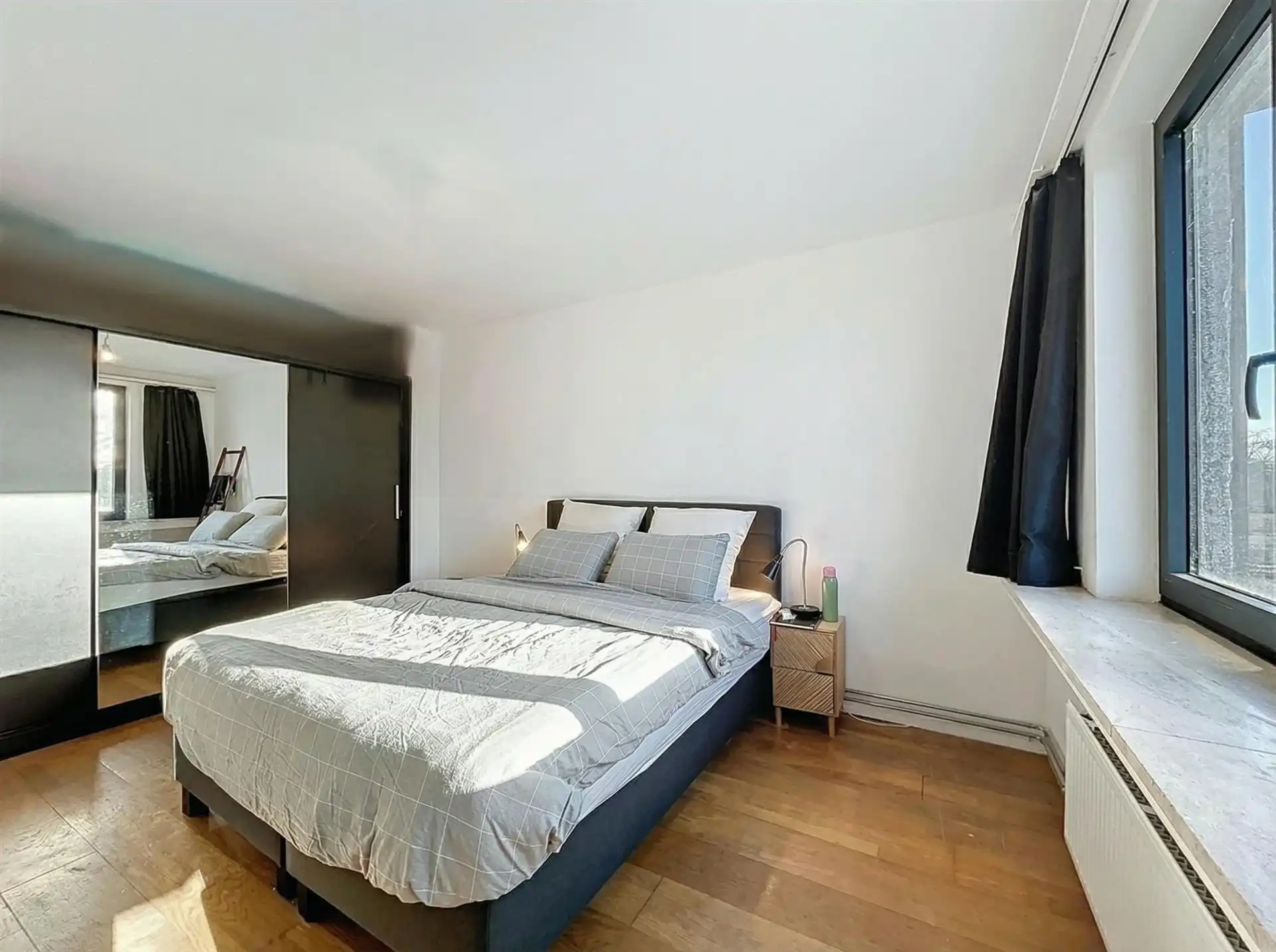 Instapklare ruime woning met grote garage op perceel van 359m² foto 10