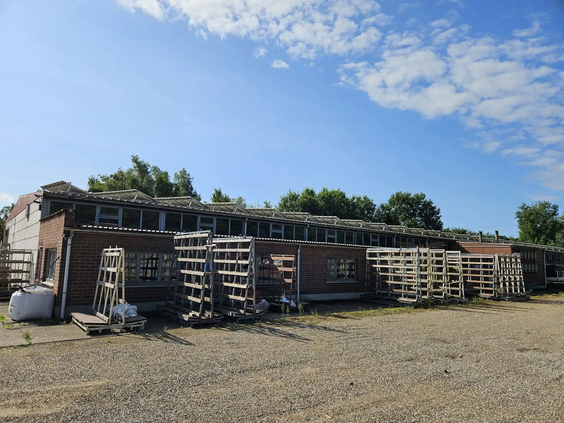 TE HUUR - BEDRIJFSHAL GENK 1000m² (opdeelbaar) - Woudstraat foto 6