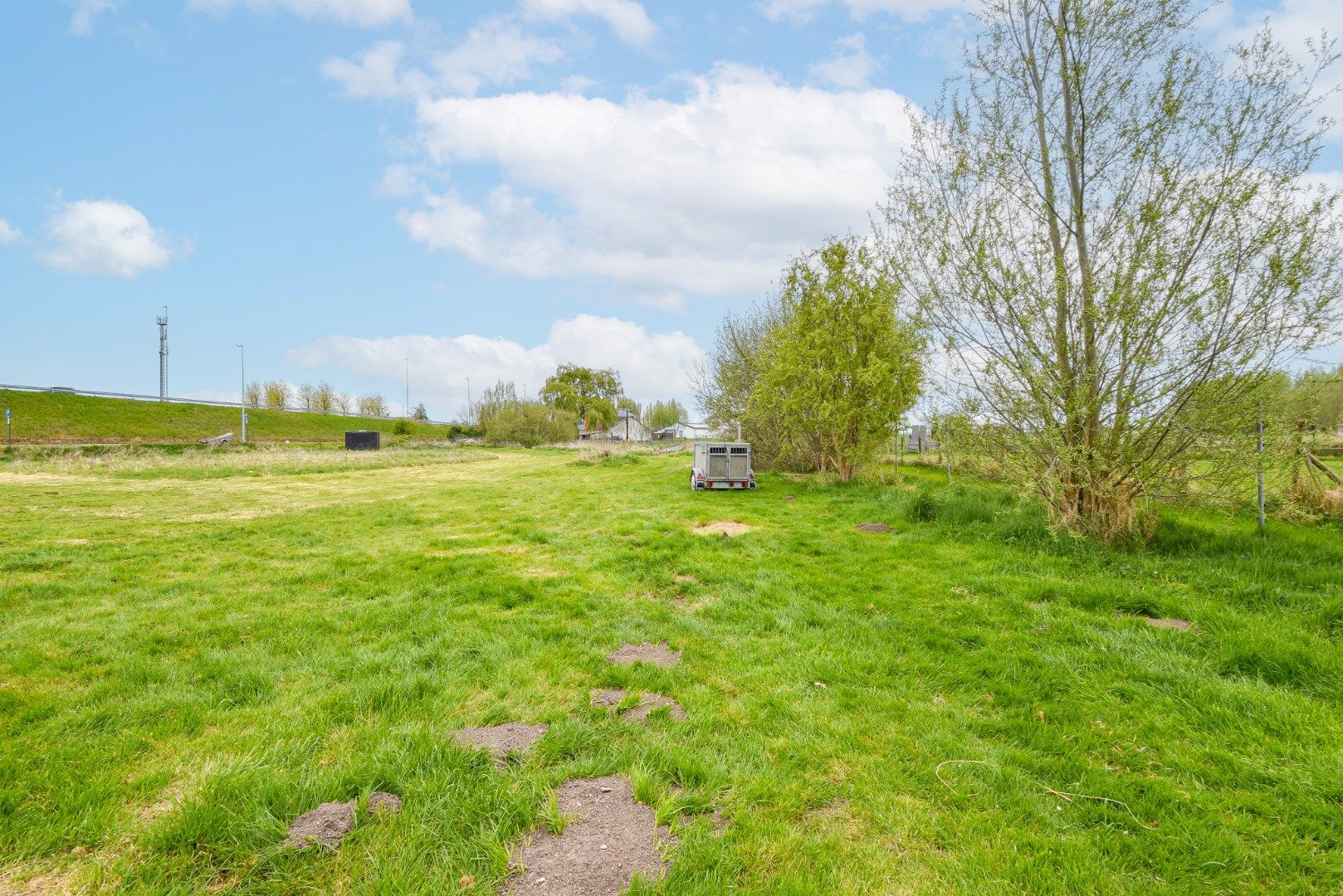 Instapklare woning met 5 slaapkamers en mogelijkheid achterliggende landbouwgrond foto 30