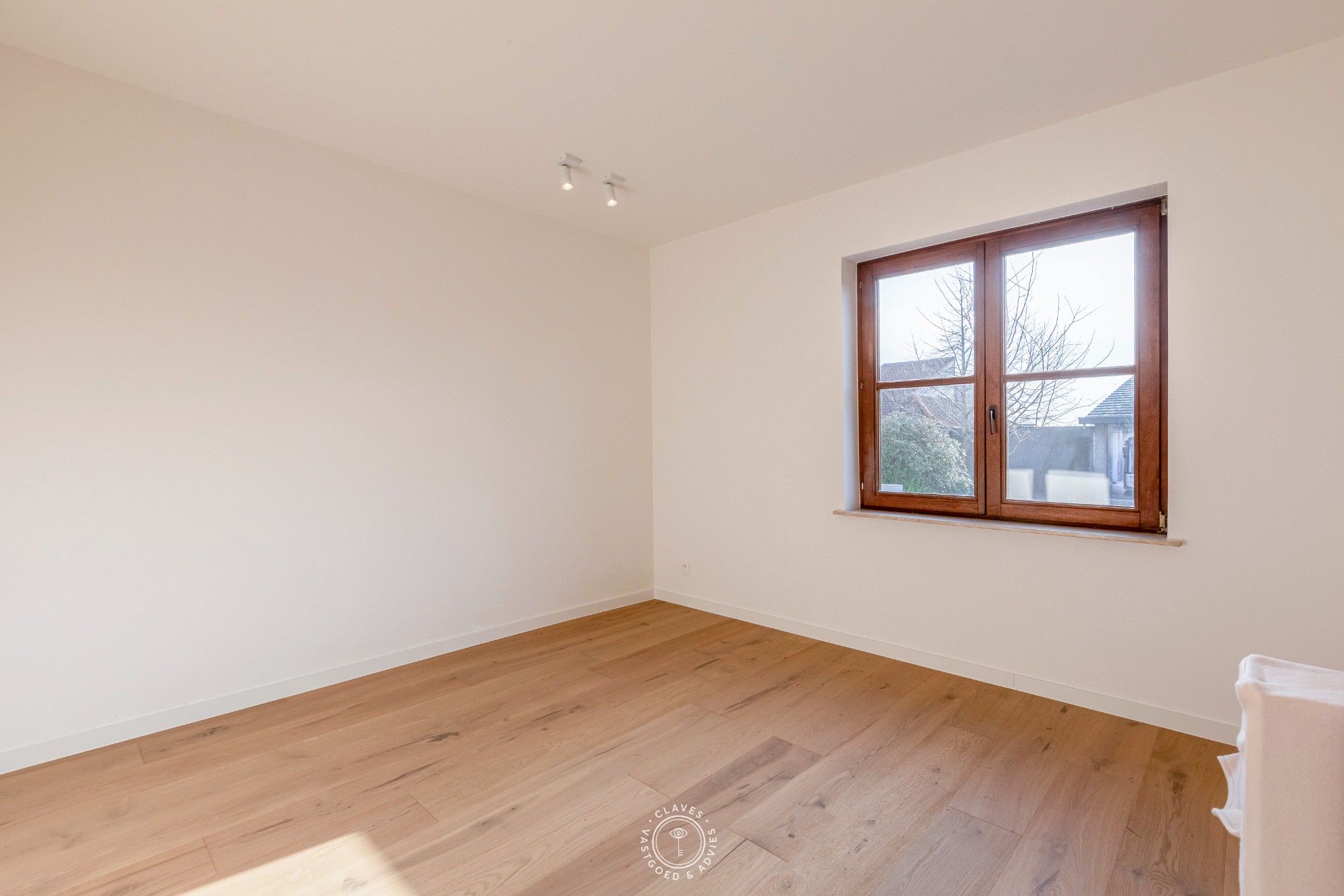 Prachtig gerenoveerde villa met westelijk georiënteerde tuin foto 23