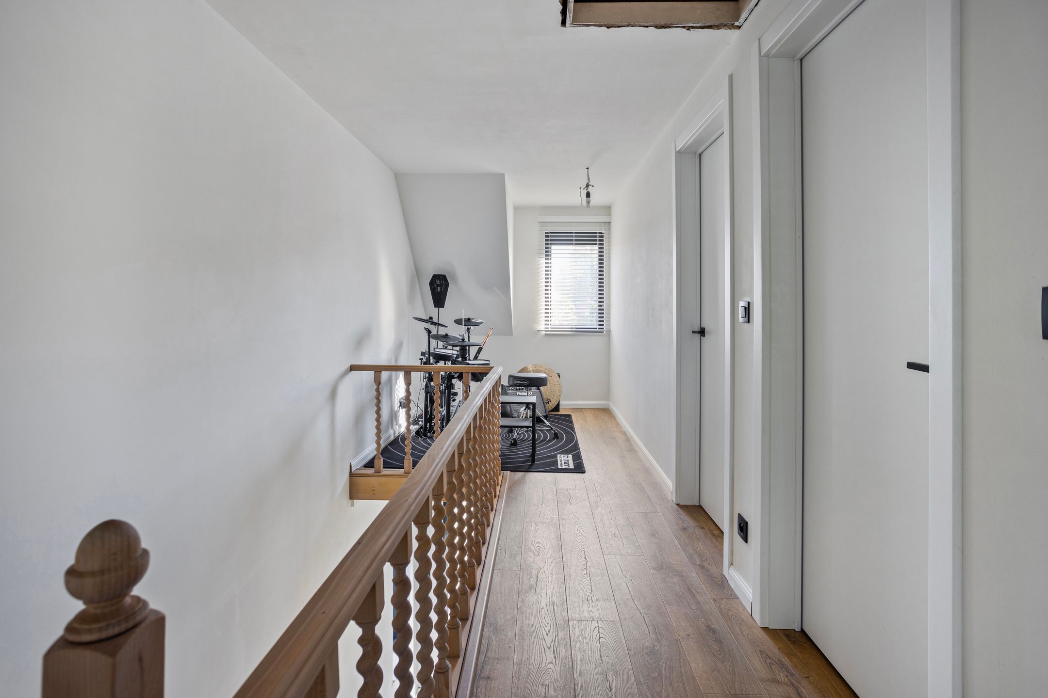 Prachtig gerenoveerde hoekwoning foto 14