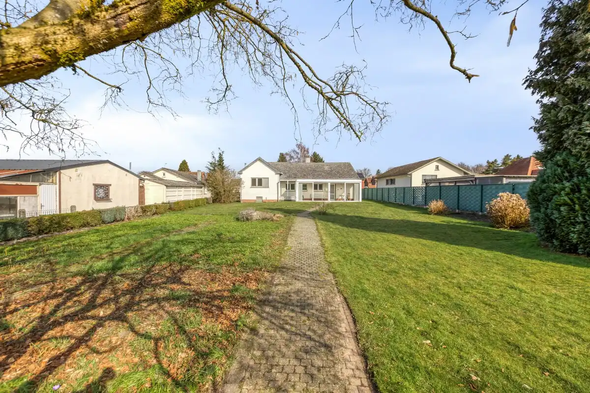 Te renoveren open bebouwing op riant perceel foto 16