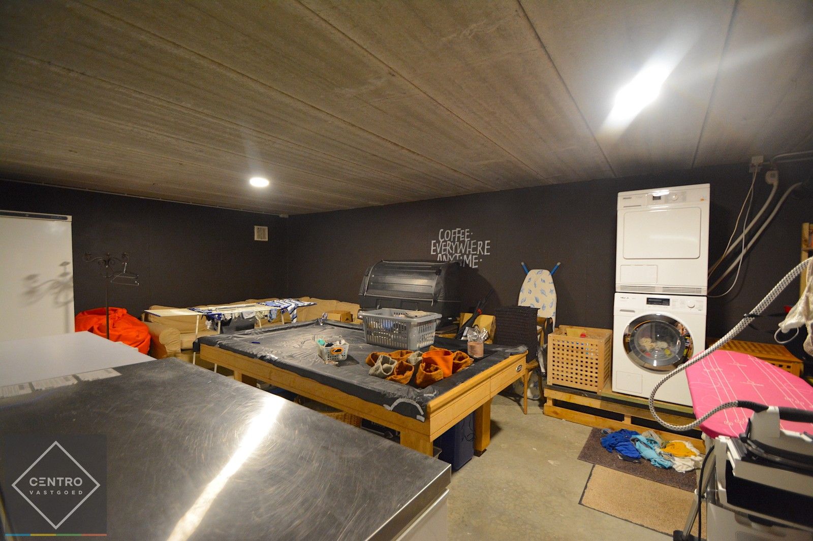 Recent (Bj. 2016) Mi CASA - HANDELSHUIS (538m2), voorzien van grote polyvalente ruimten (vrij beroep, toonzaal, horeca, B&B, ...), 5/6 slaapkamers, 4 badkamers, kelder (114m2), ... Op hoek- en zichtlocatie te Oostkamp. foto 20