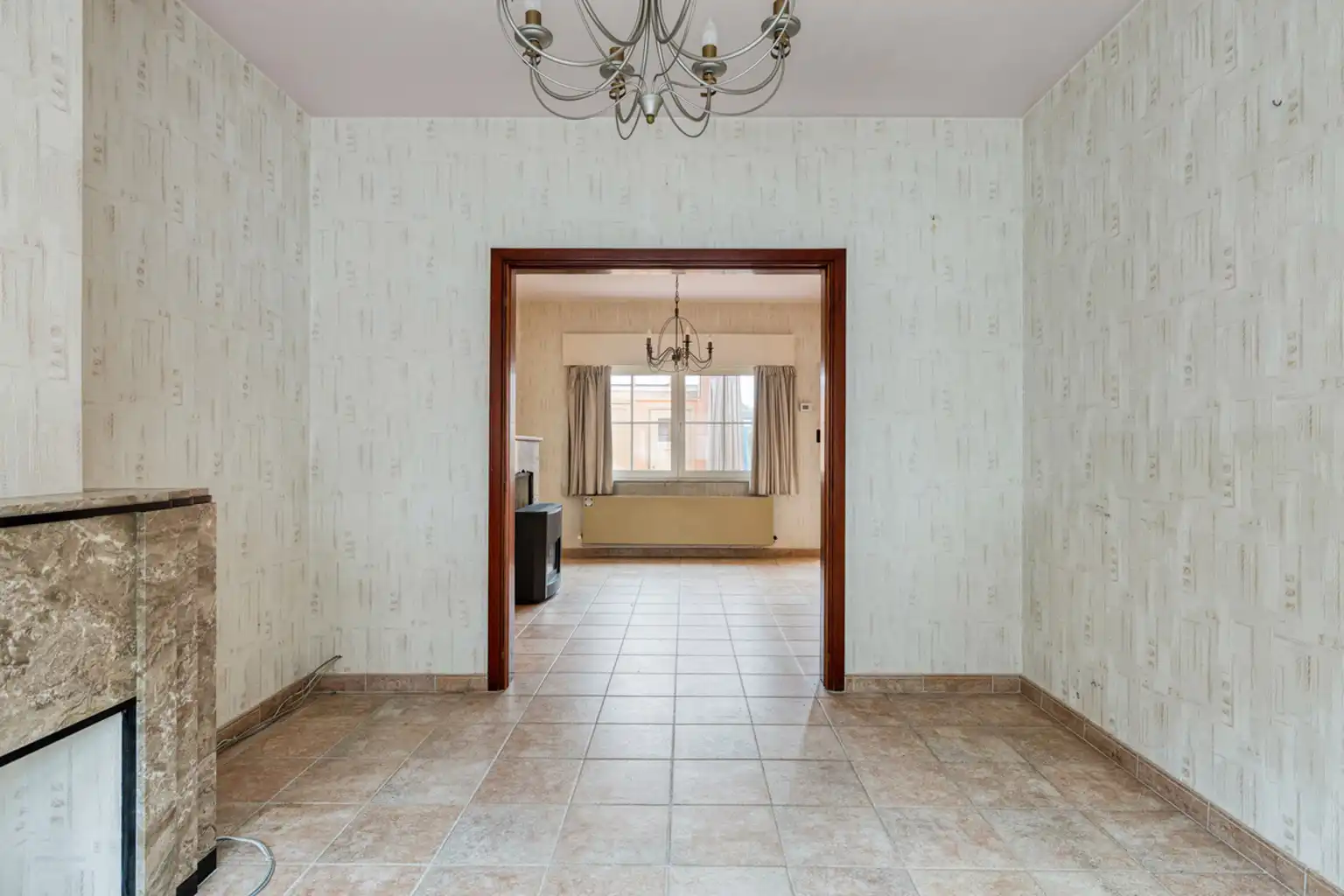 Te moderniseren, charmante tweegevelwoning met tuin foto 3