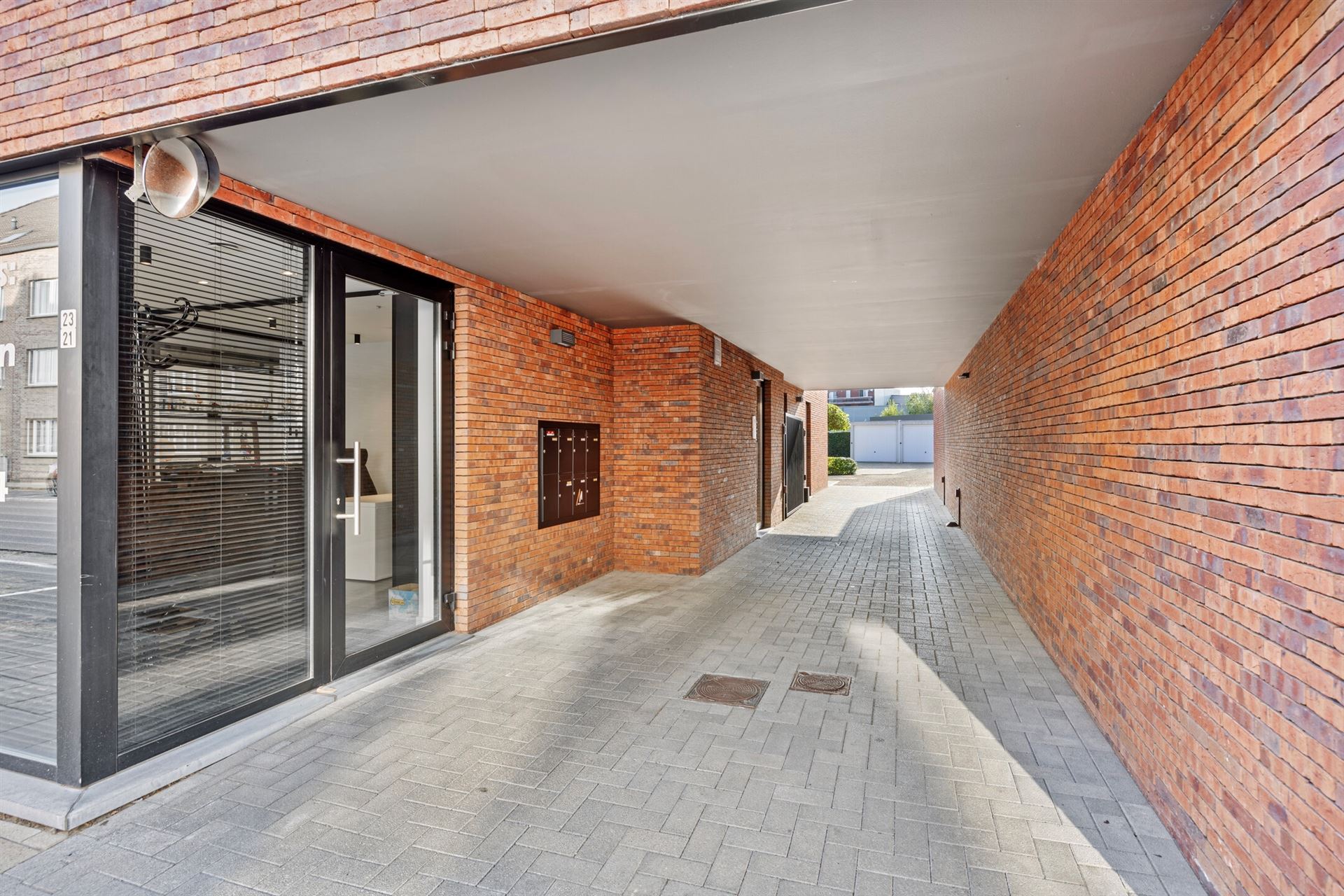 Modern kantoorgebouw van 75m² op toplocatie in Tessenderlo foto 22