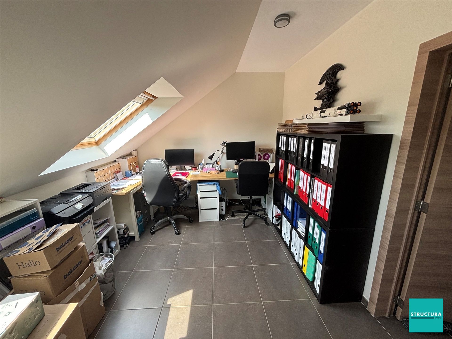 Appartement met twee slaapkamers en terras foto 9