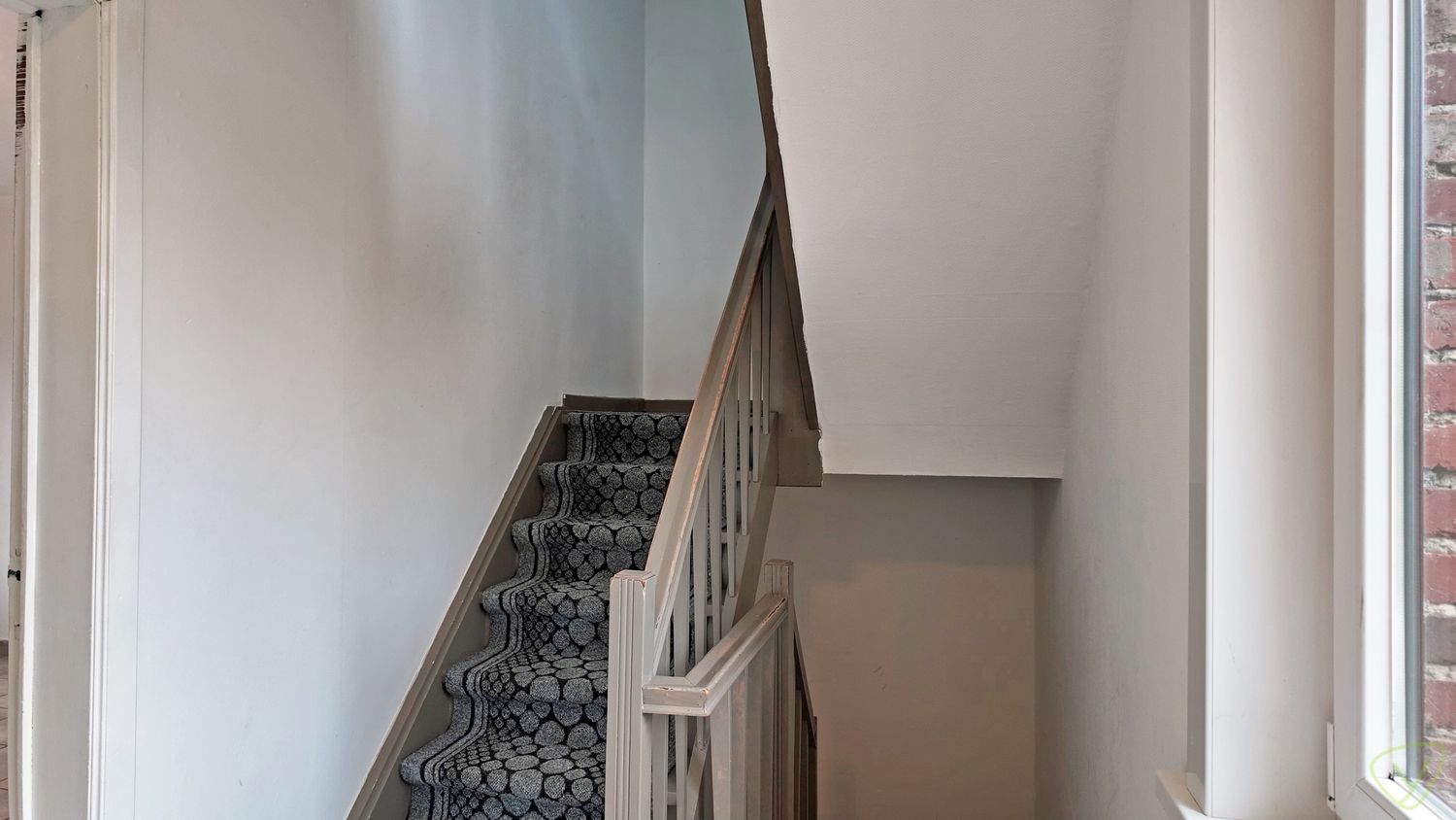 Opbrengsteigendom met twee appartementen en garage op gunstige locatie in Gent foto 8