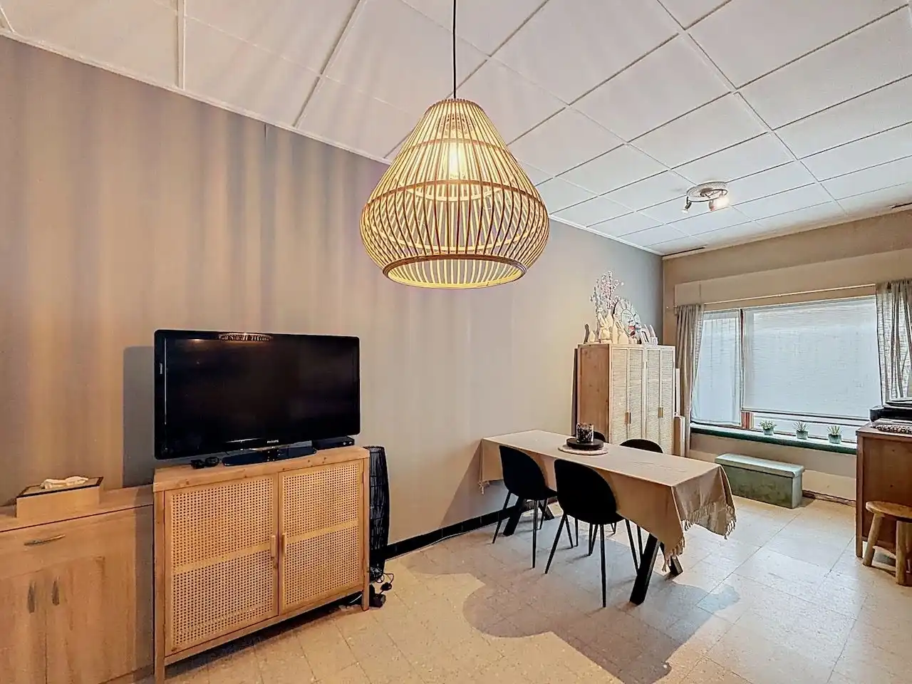 Charmante rijwoning met grote tuin en garage inhuis foto 5