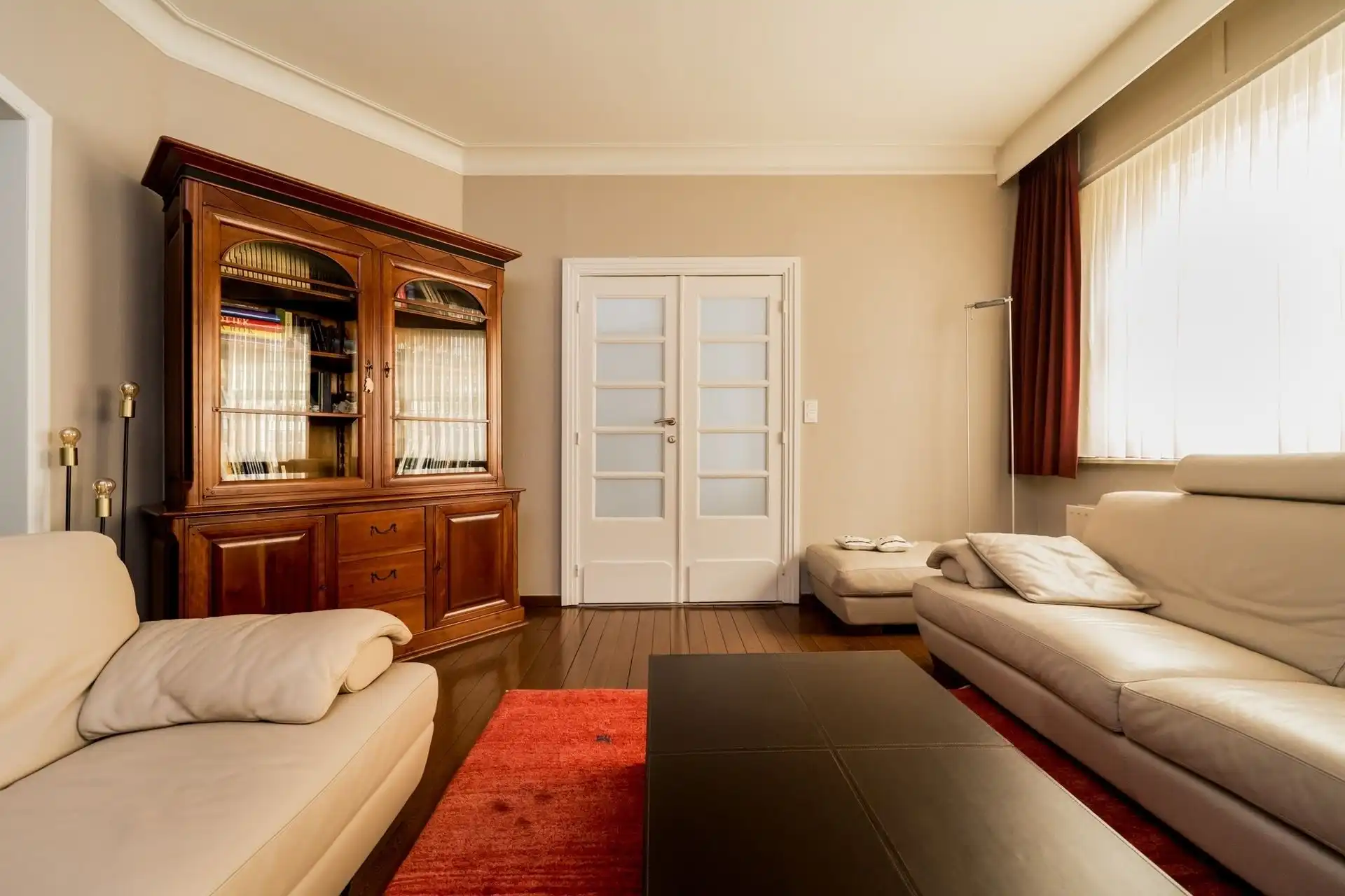 Ruime karaktervolle woning met 6 slpks en tuin! foto 8