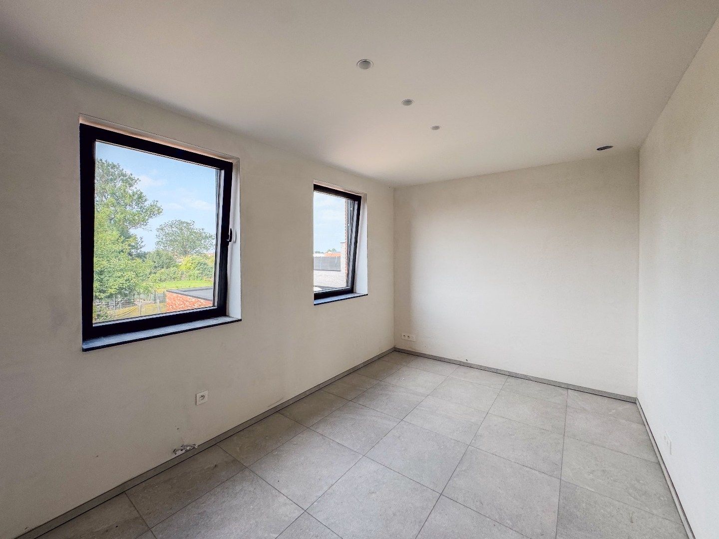 Energiezuinige nieuwbouwwoning met 3 slaapkamers, ruime garage en tuin. foto 18