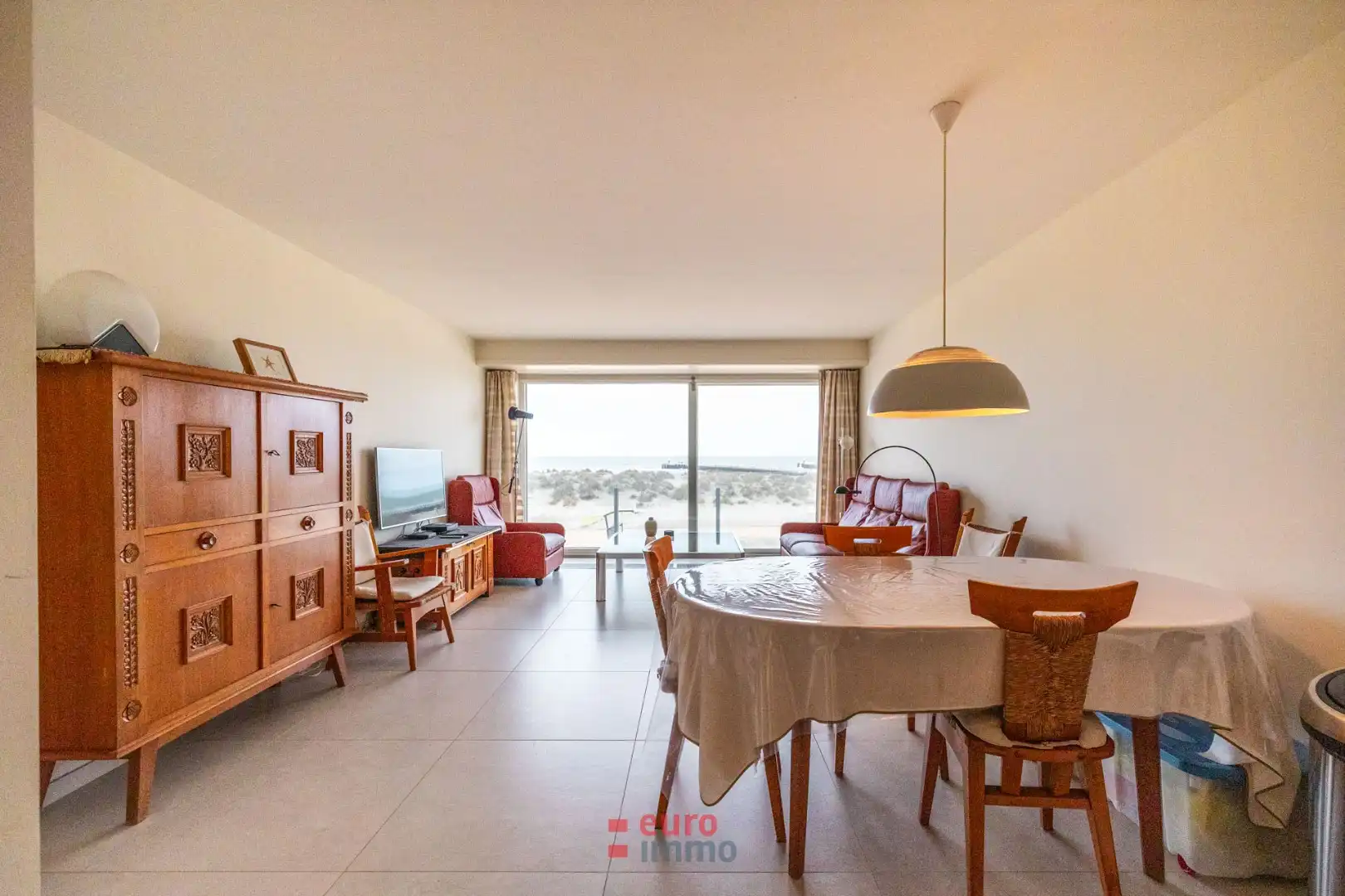 Exclusief appartement met 1 slaapkamer op de zeedijk van onze bruisende badstad! foto 4