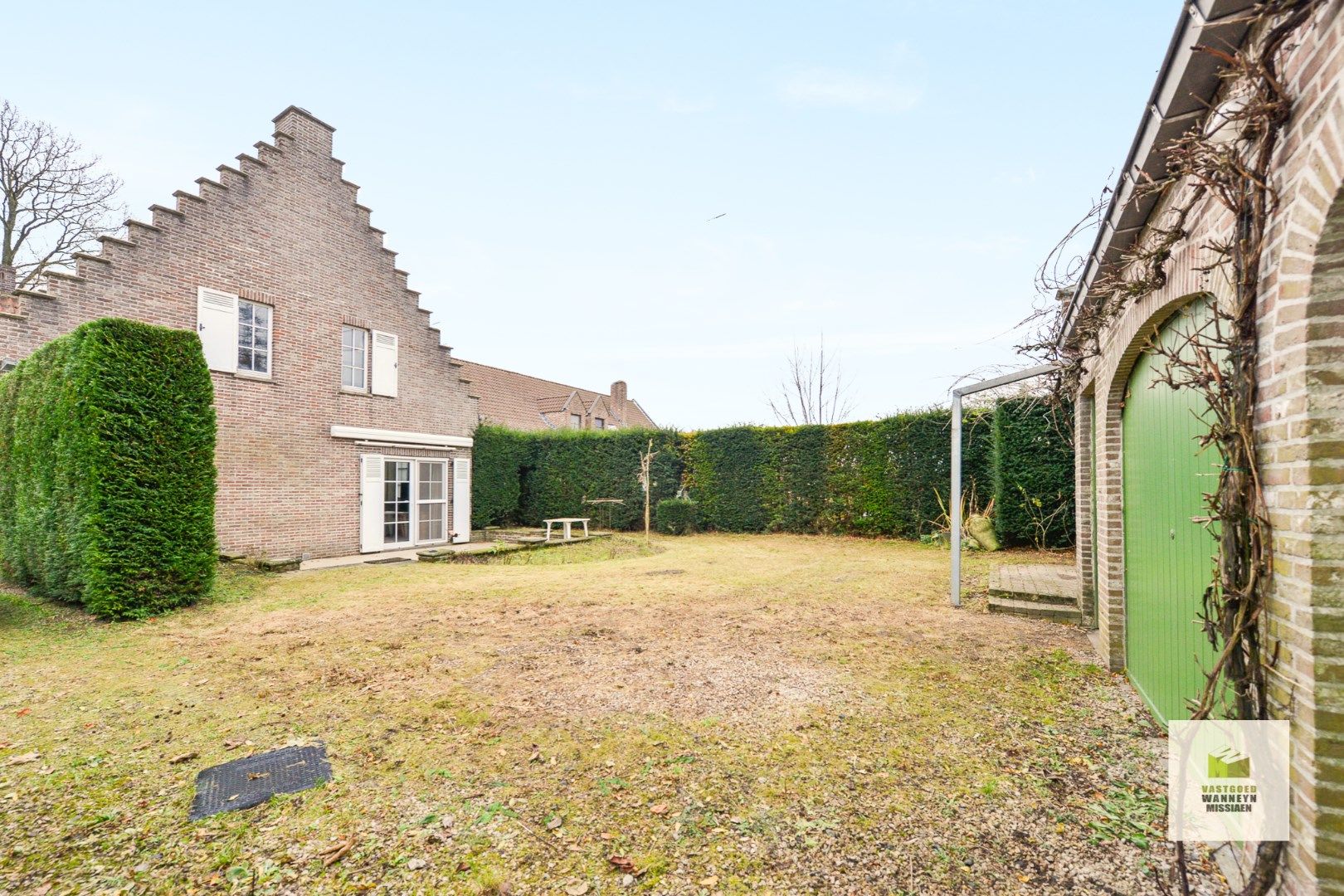 Unieke vrijstaande woning aan de bosrand met 2 slaapkamers en dubbele garage foto 24