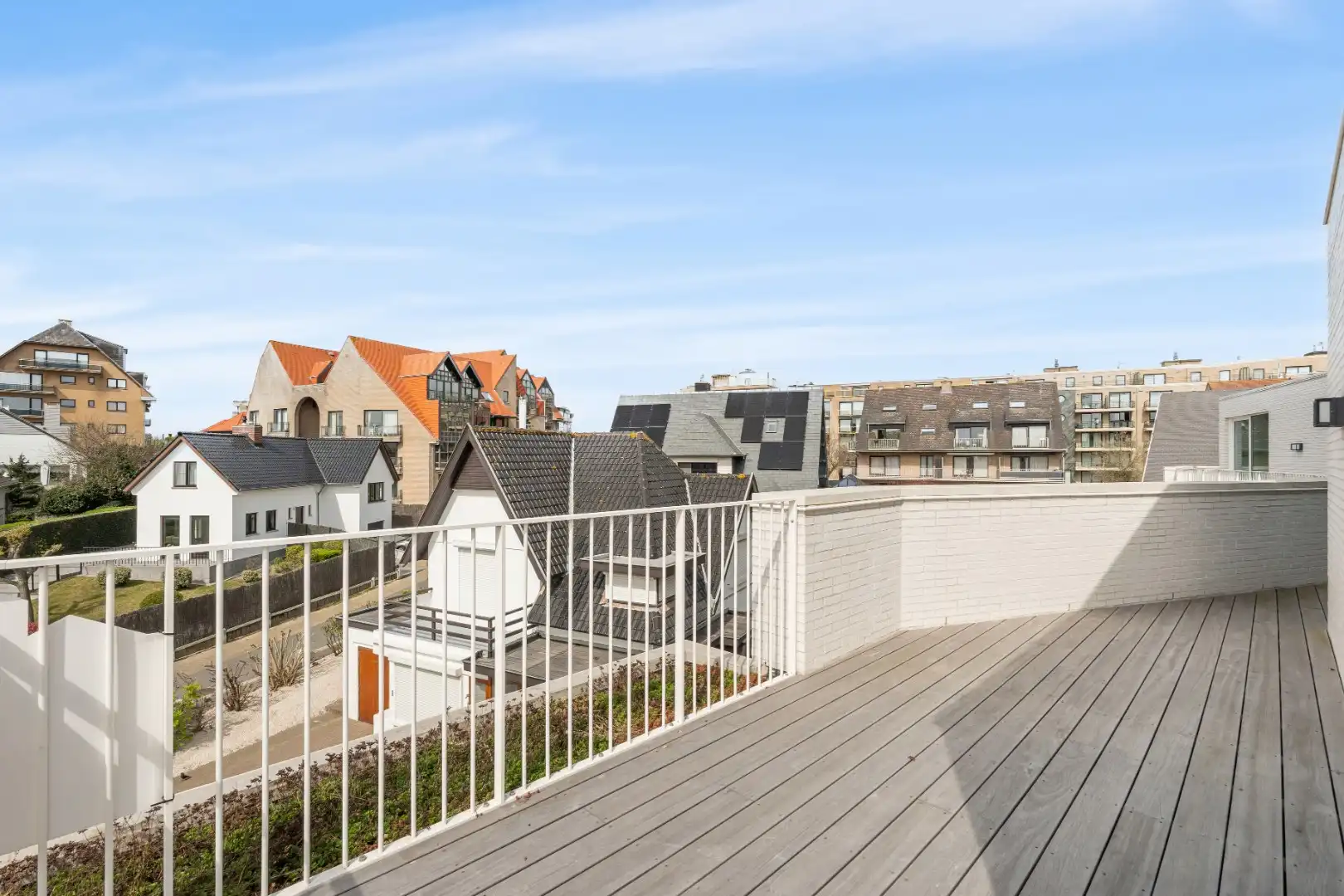 PRACHTIGE PENTHOUSE OP 200 METER VAN DE ZEEDIJK foto 3