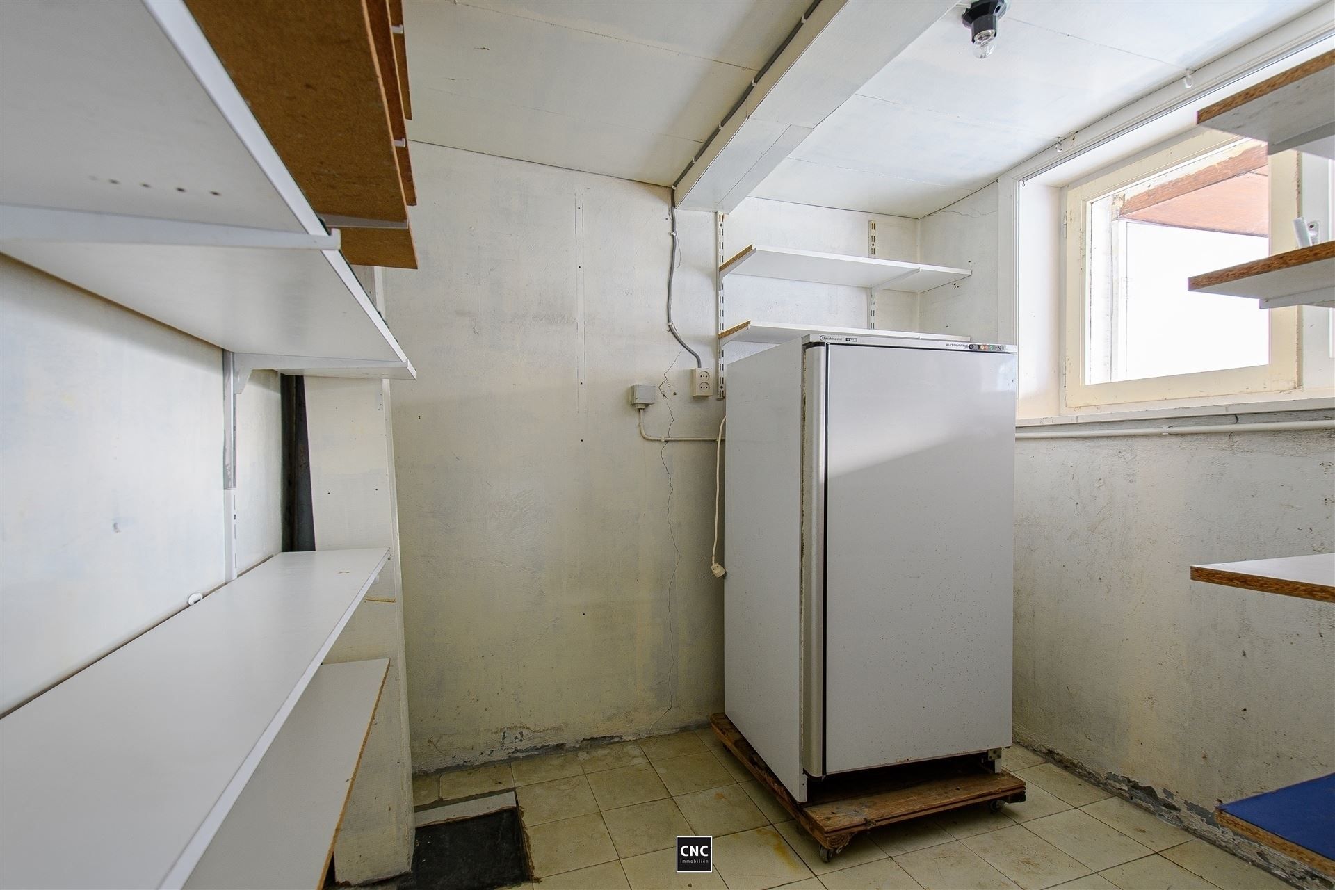 Bel-étage woning met potentieel in het pittoreske Lissewege. Halfopen bebouwing. Renovatieverplichting van toepassing! foto 18