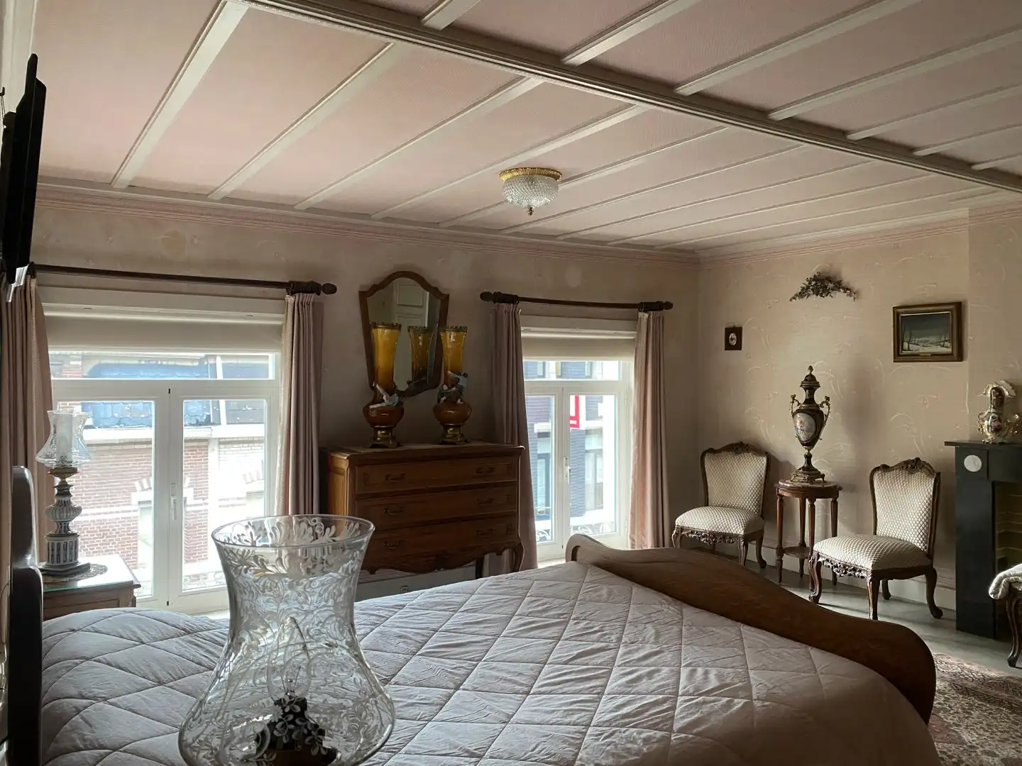 Handelspand met ruime woonst in het hart van Geraardsbergen foto 17