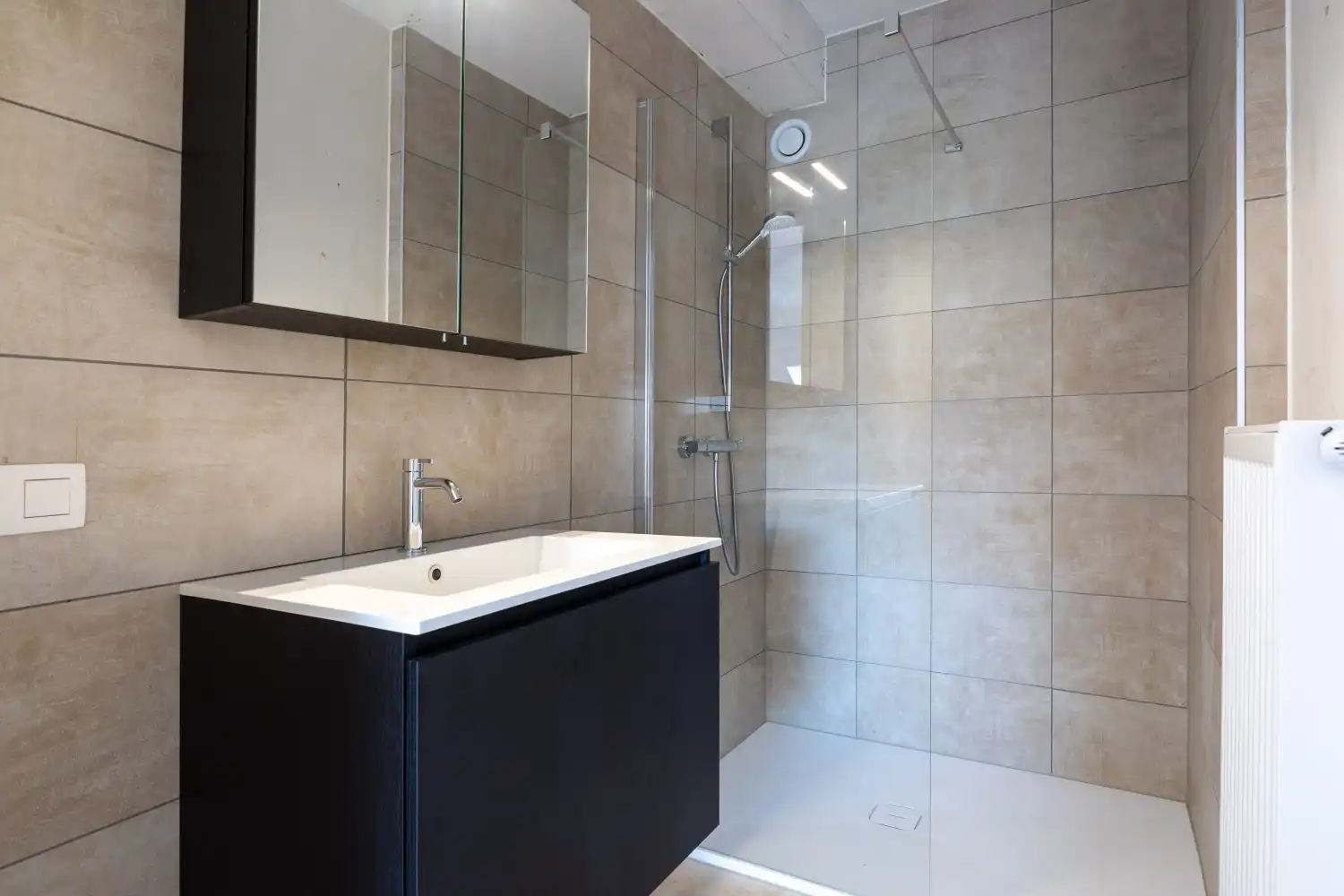 Stijlvol duplex appartement met 2 slaapkamers foto 13