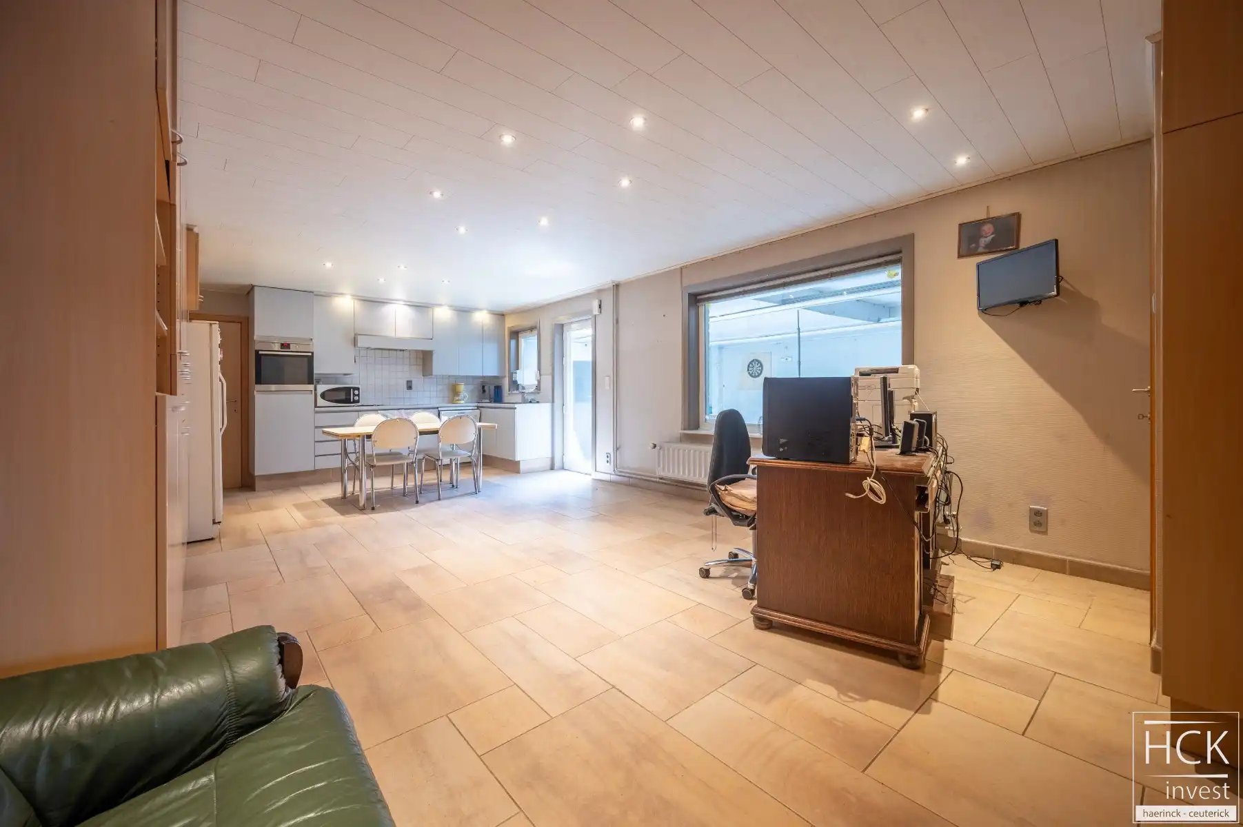 DEINZE - Ultra ruime woning met talrijke mogelijkheden, langsheen de Leie. foto 6