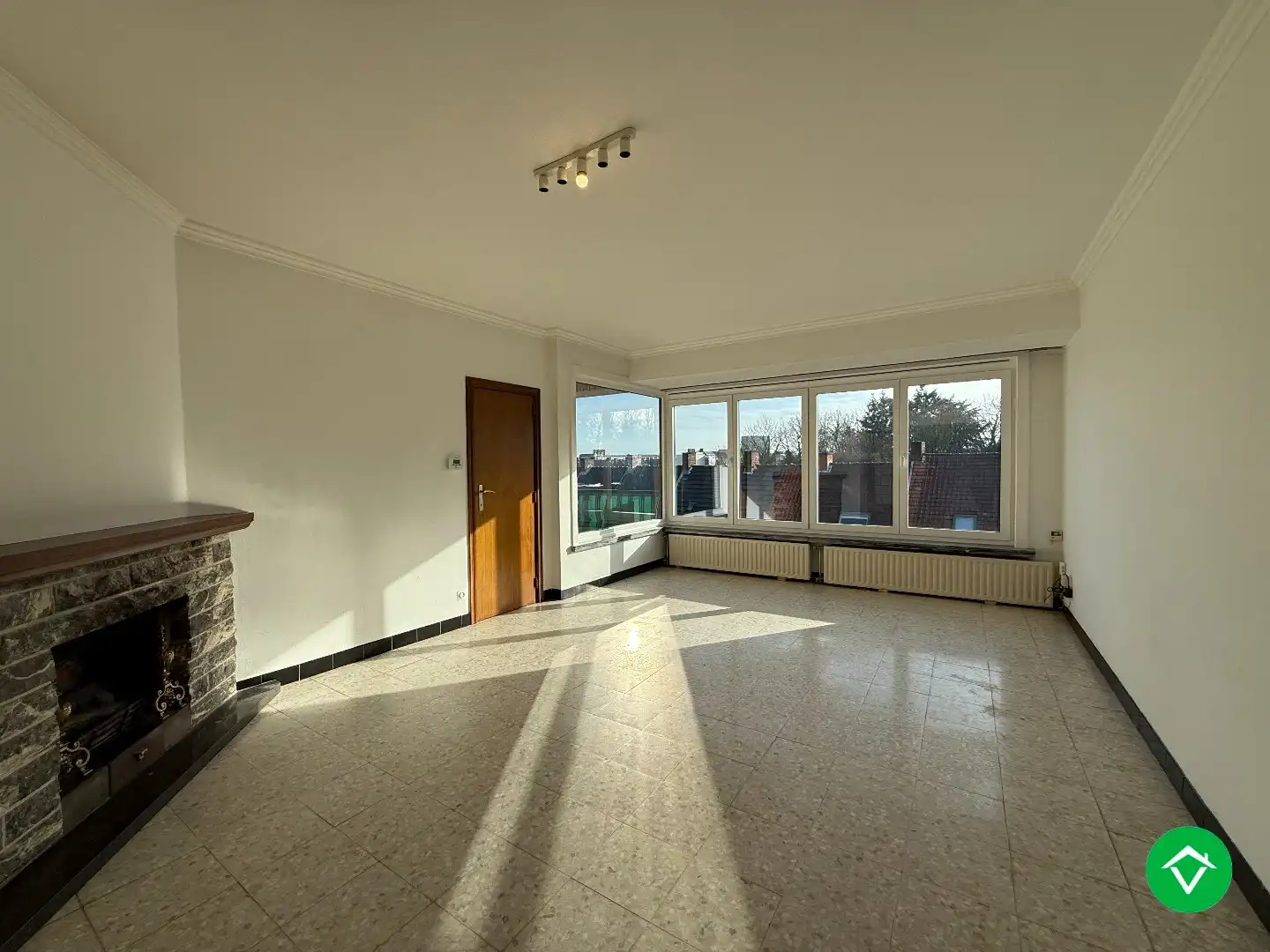 Appartement met 2 slaapkamers te Roeselare foto 3