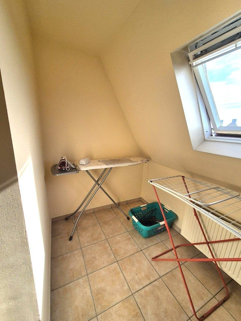 Ruim duplex-appartement met garage te Zulte foto 12