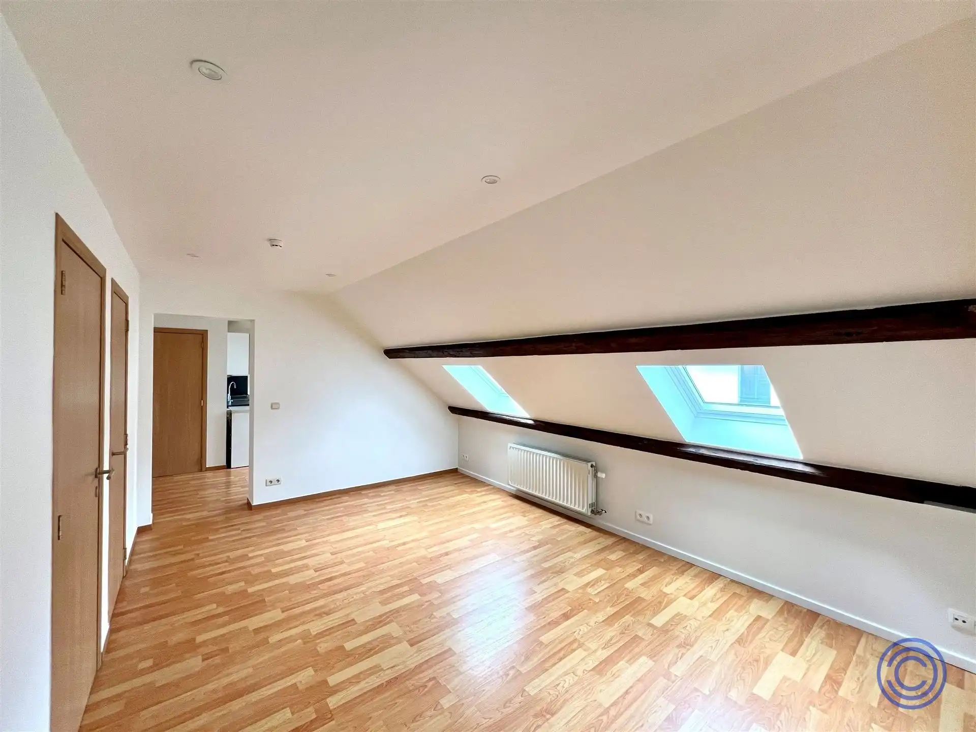 Opgefrist 2slpk appartement op TOP-locatie! foto 4