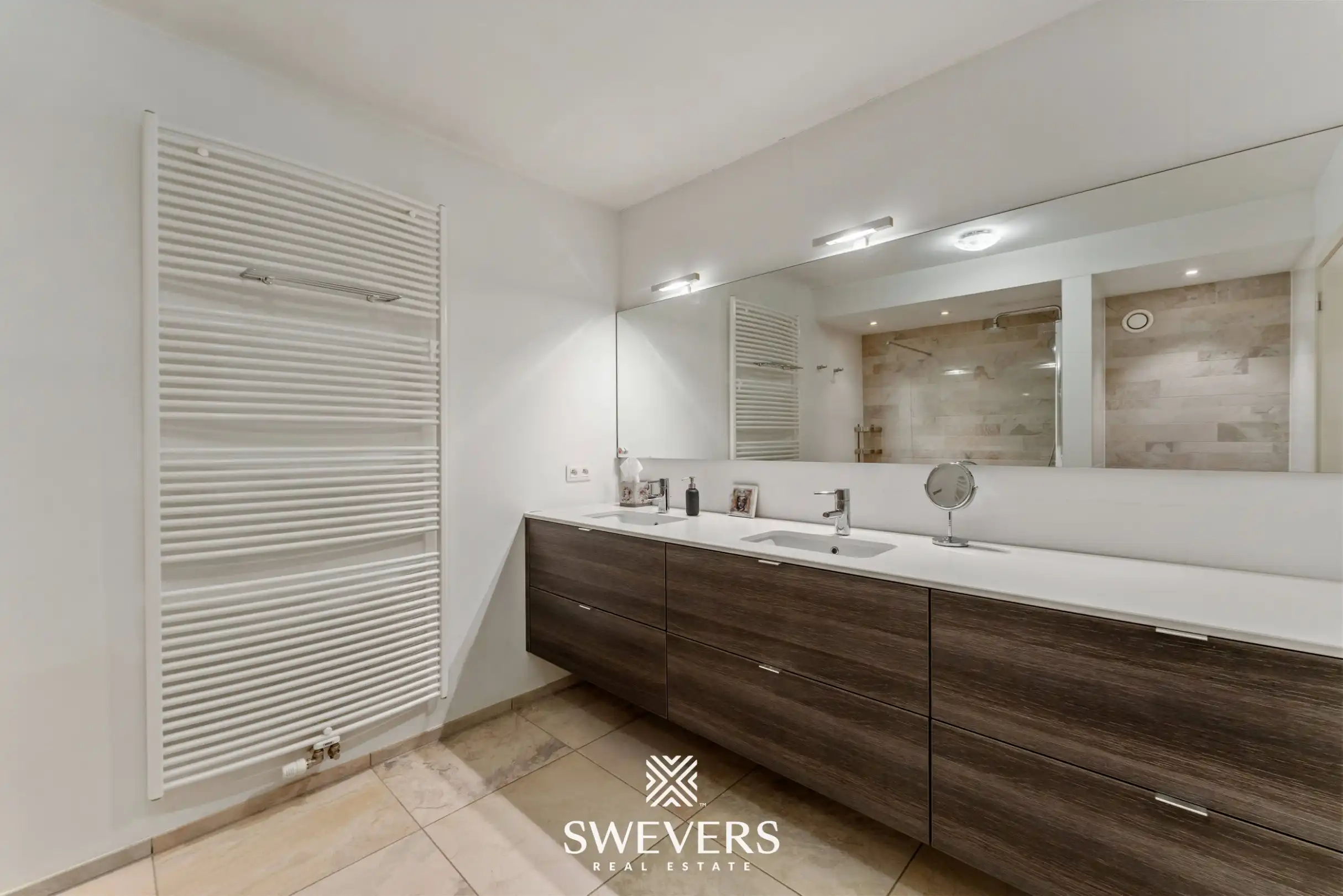 Luxueus penthouse van 204 m² met uitzonderlijke terrassen en panoramisch zicht in Hasselt foto 24