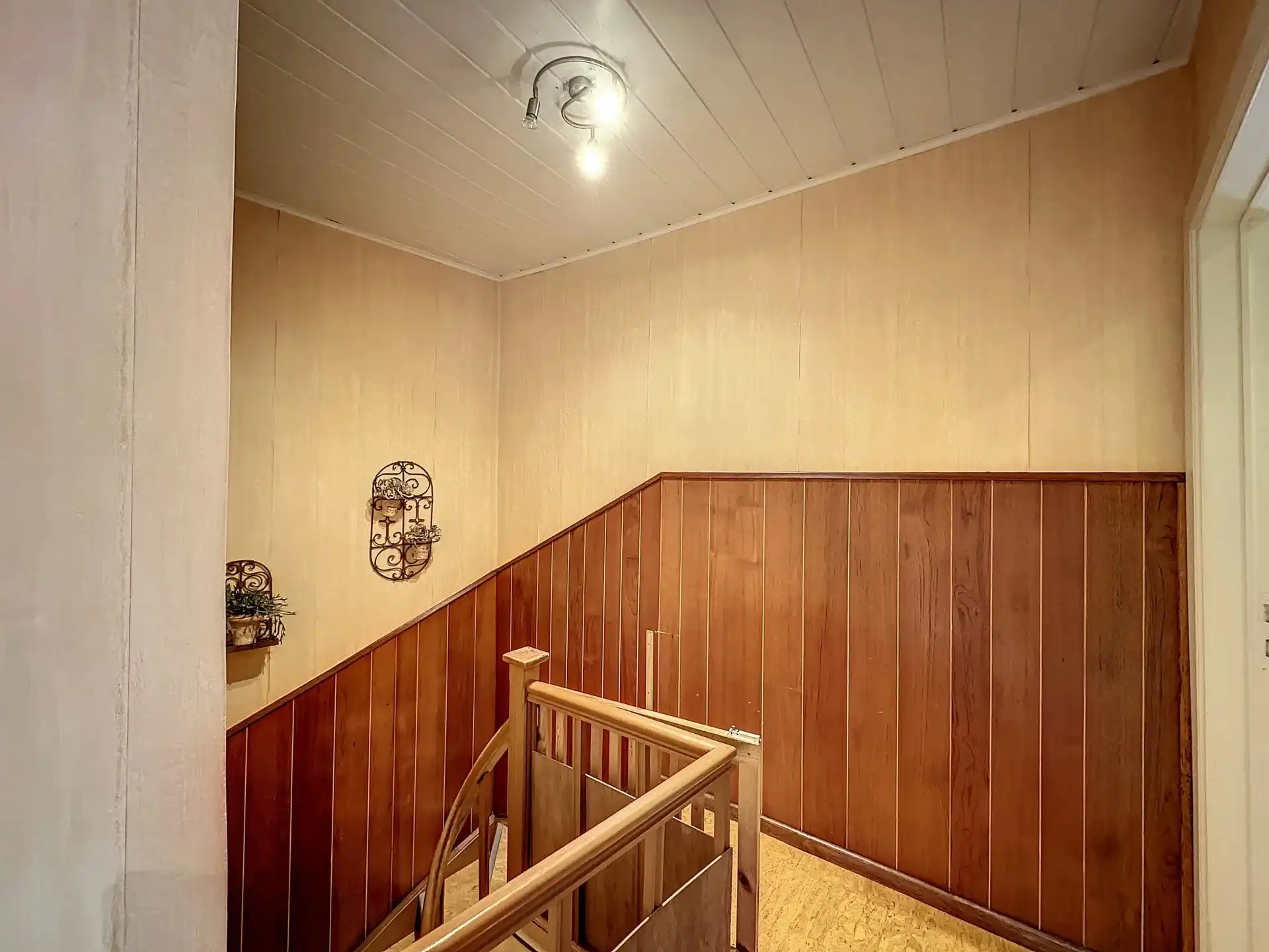 Handelspand (frituur met restaurant en feestzaal) met duplex-appartement met een bewoonbare oppervlakte van 400m² in Mol-Gompel. foto 18