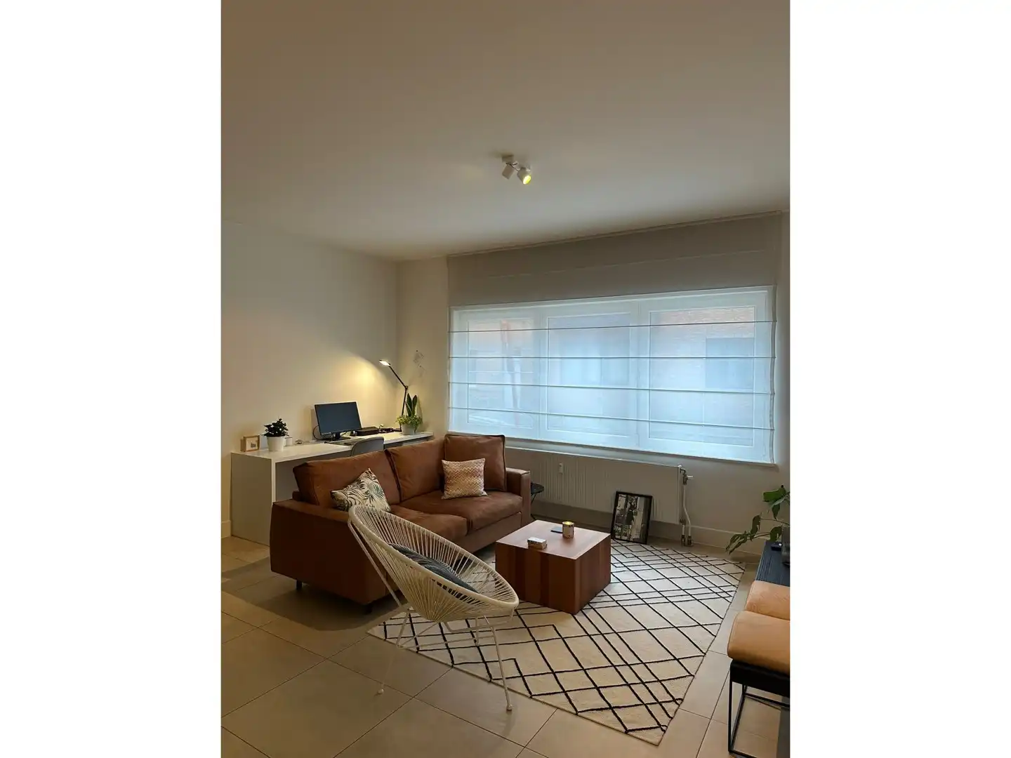 Bemeubeld gelijkvloers appartement met 1 slaapkamer te huur nabij centrum Hasselt foto {{pictureIndex}}