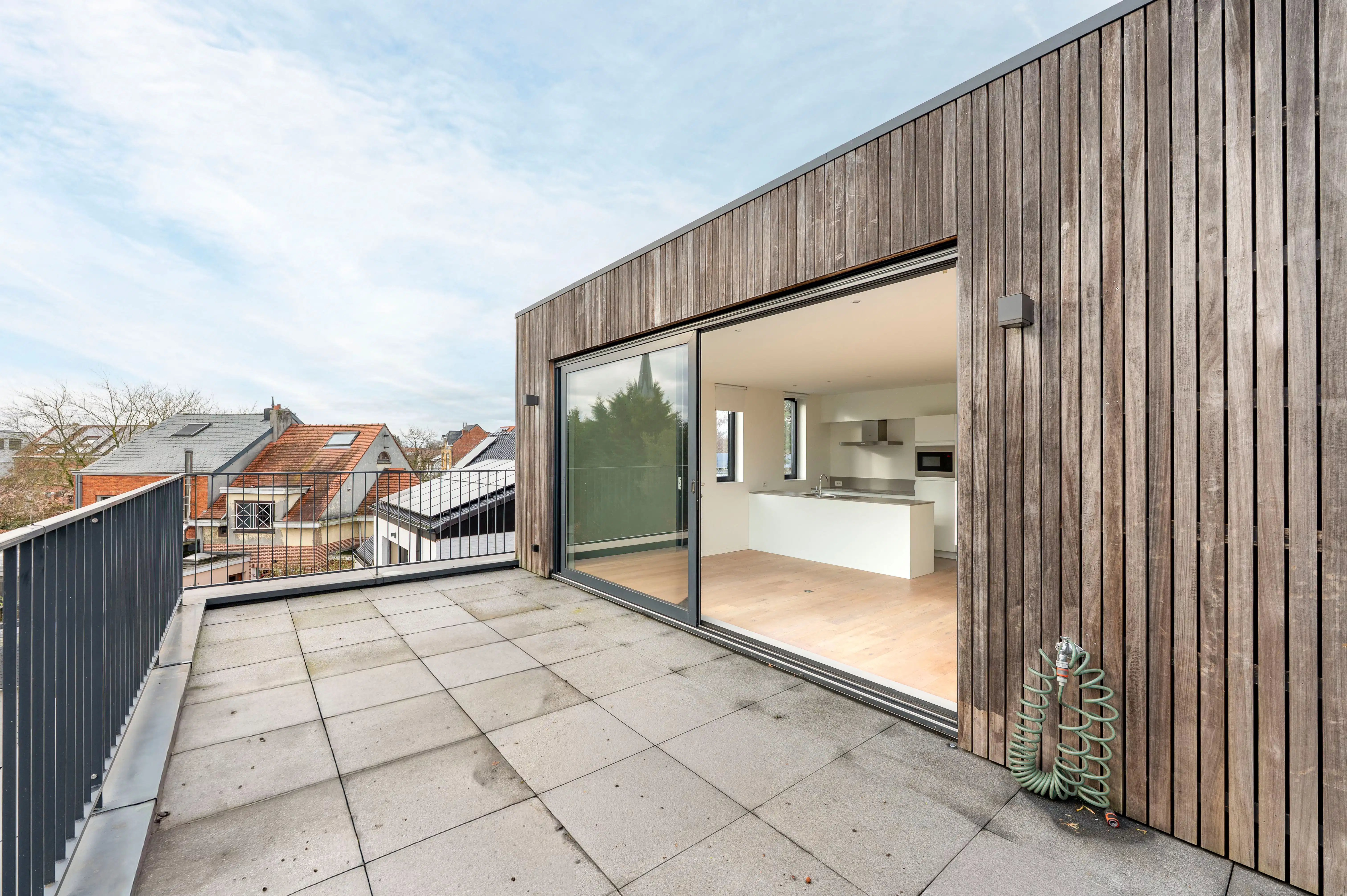 één slaapkamer appartement met groot terras in Mariaburg-Ekeren te huur! foto 18