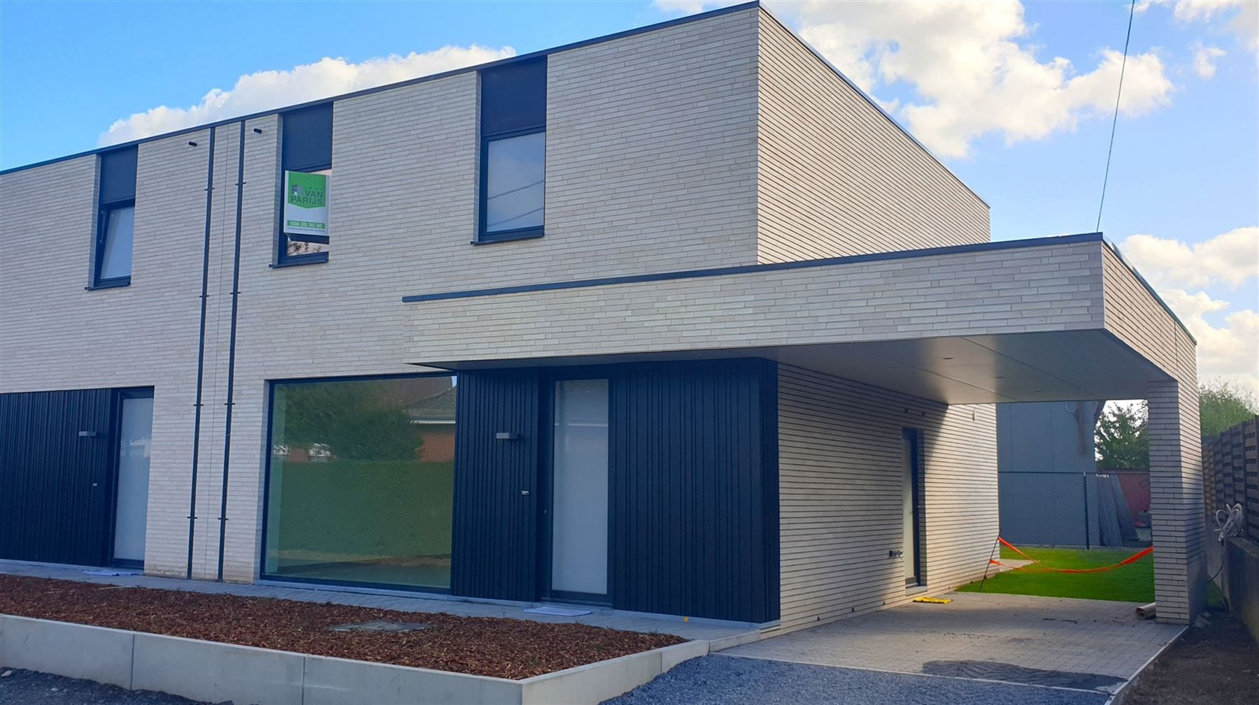 Energiezuinige woning met drie slaapkamers en tuin foto {{pictureIndex}}