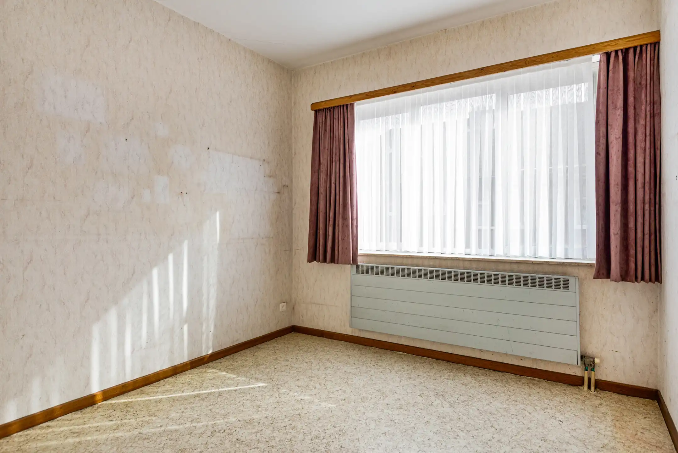 Ruime woning met garage en mooie tuin op fijne locatie foto 12