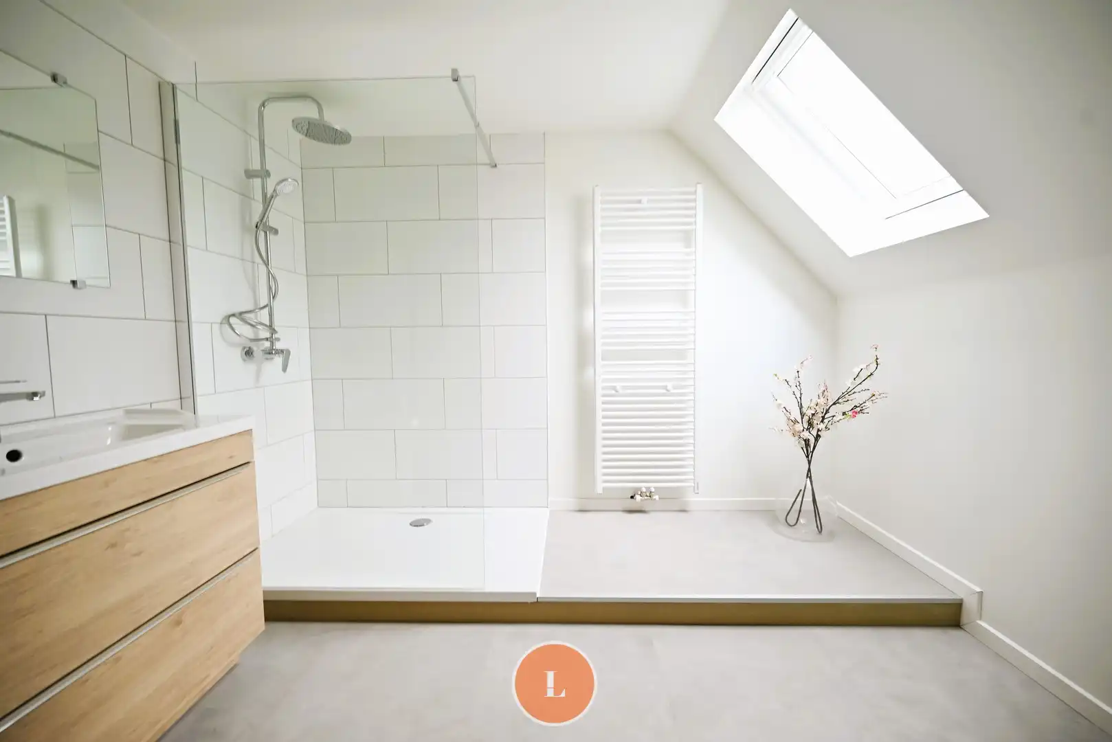 Uniek gelegen gerenoveerde woning te koop in het centrum van Menen.&nbsp; foto 10