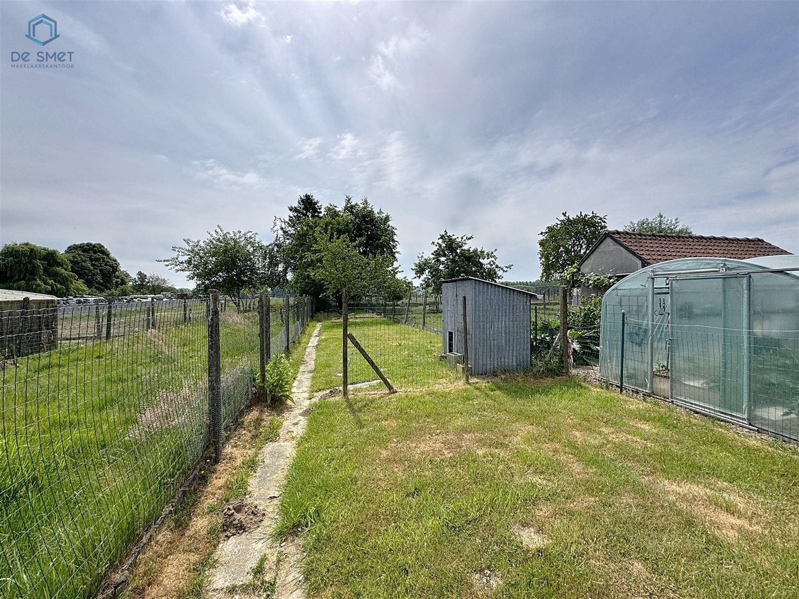 Rustig gelegen ruime woning met 3 slks foto 18