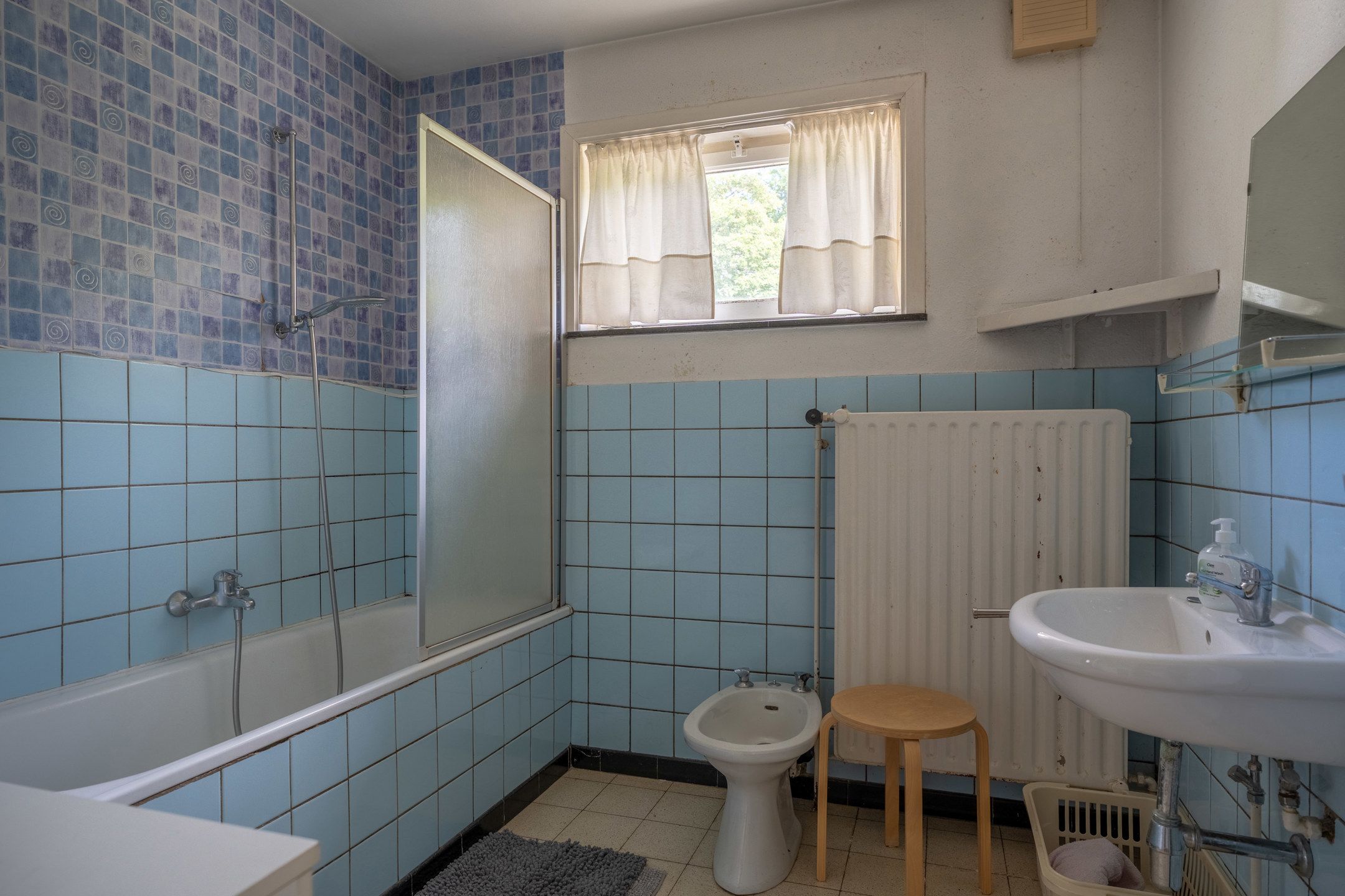Te renoveren gelijkvloerswoning op mooi perceel van 1.437 m² foto 14