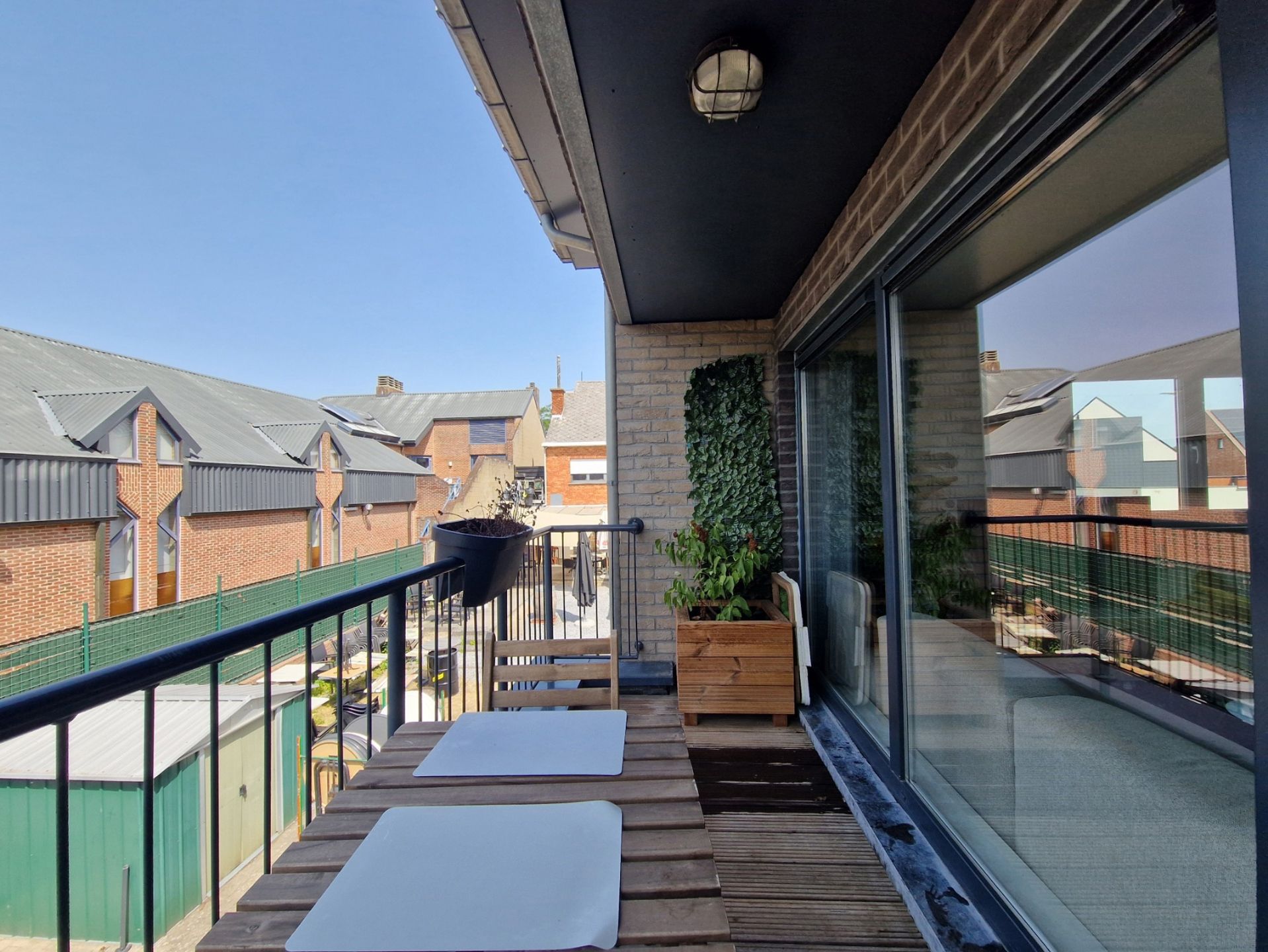 Ruim tweeslaapkamer appartement met zolder te Nieuwrode foto 14