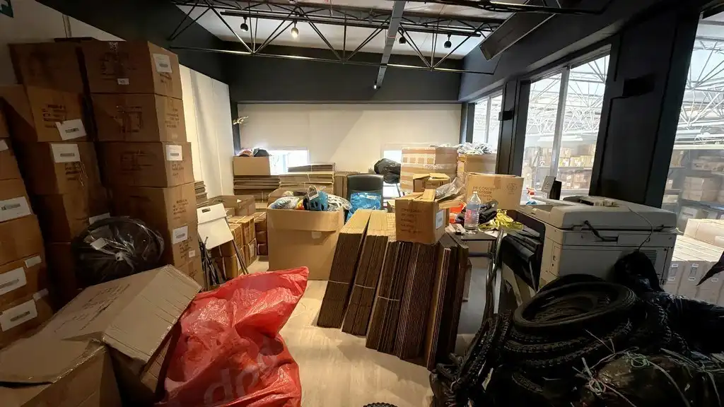 Magazijnunit te huur aan de haven van Antwerpen foto 5