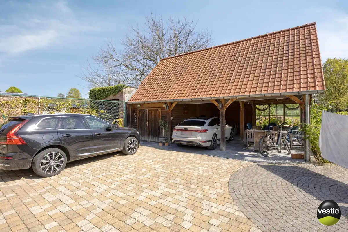 Karaktervolle villa met 4 slaapkamers, praktijkruimte en uitzonderlijke tuin te rijkhoven foto 25